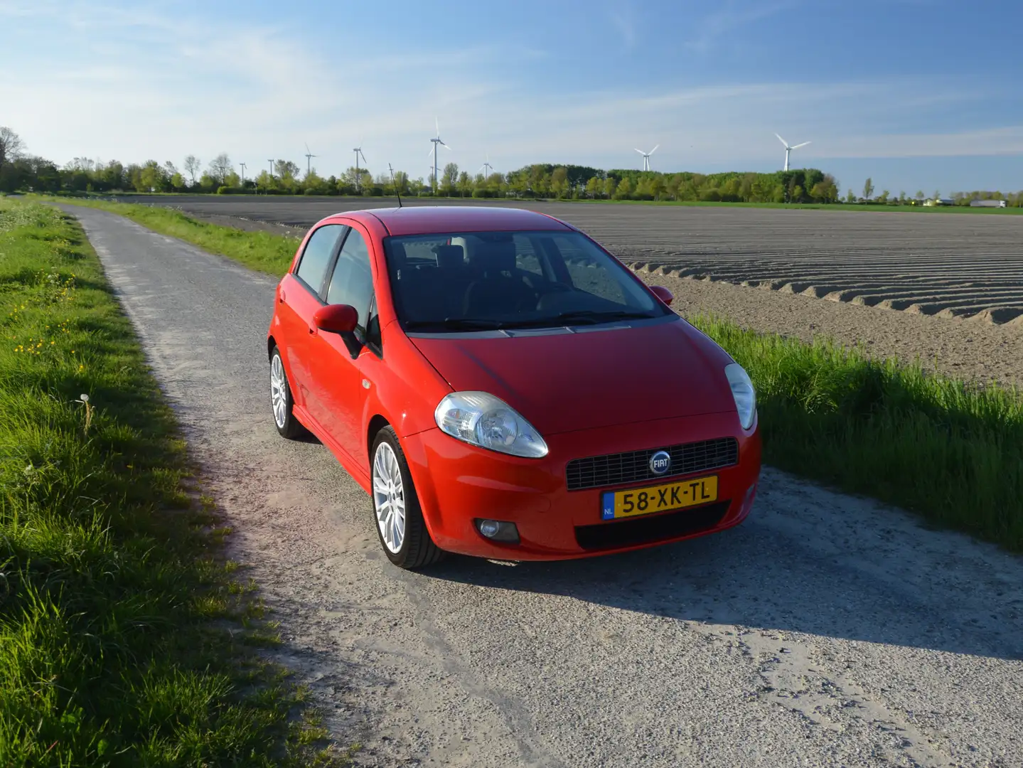 Fiat Grande Punto Punto 1.4-16V Sport Rood - 2