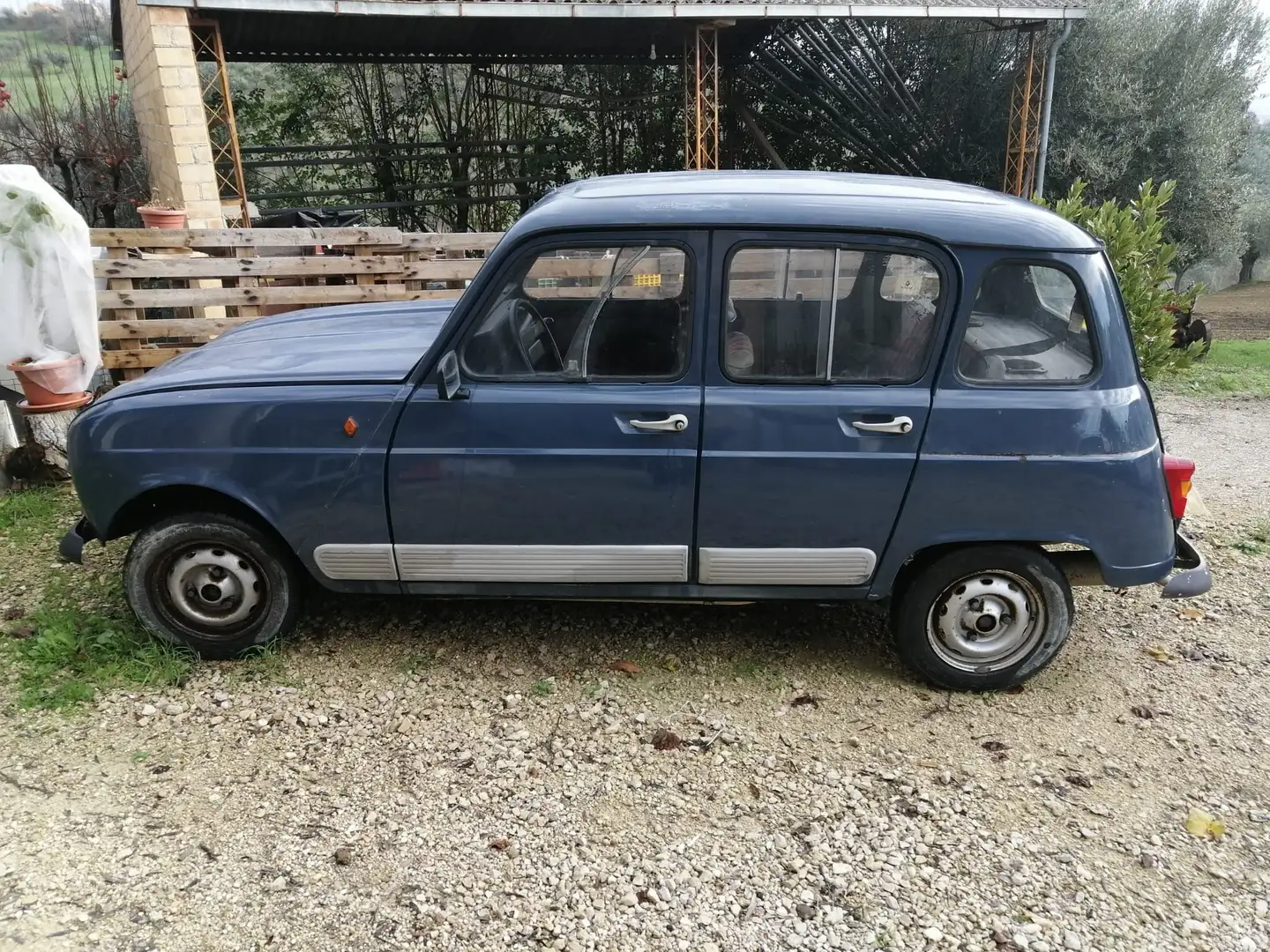 Renault R 4 GTL Azul - 2