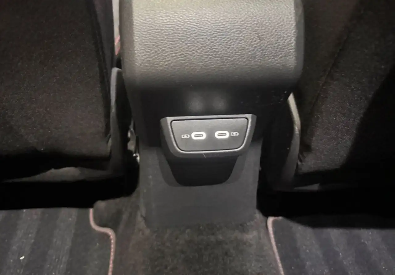 Volkswagen Polo GTI — photo 16
