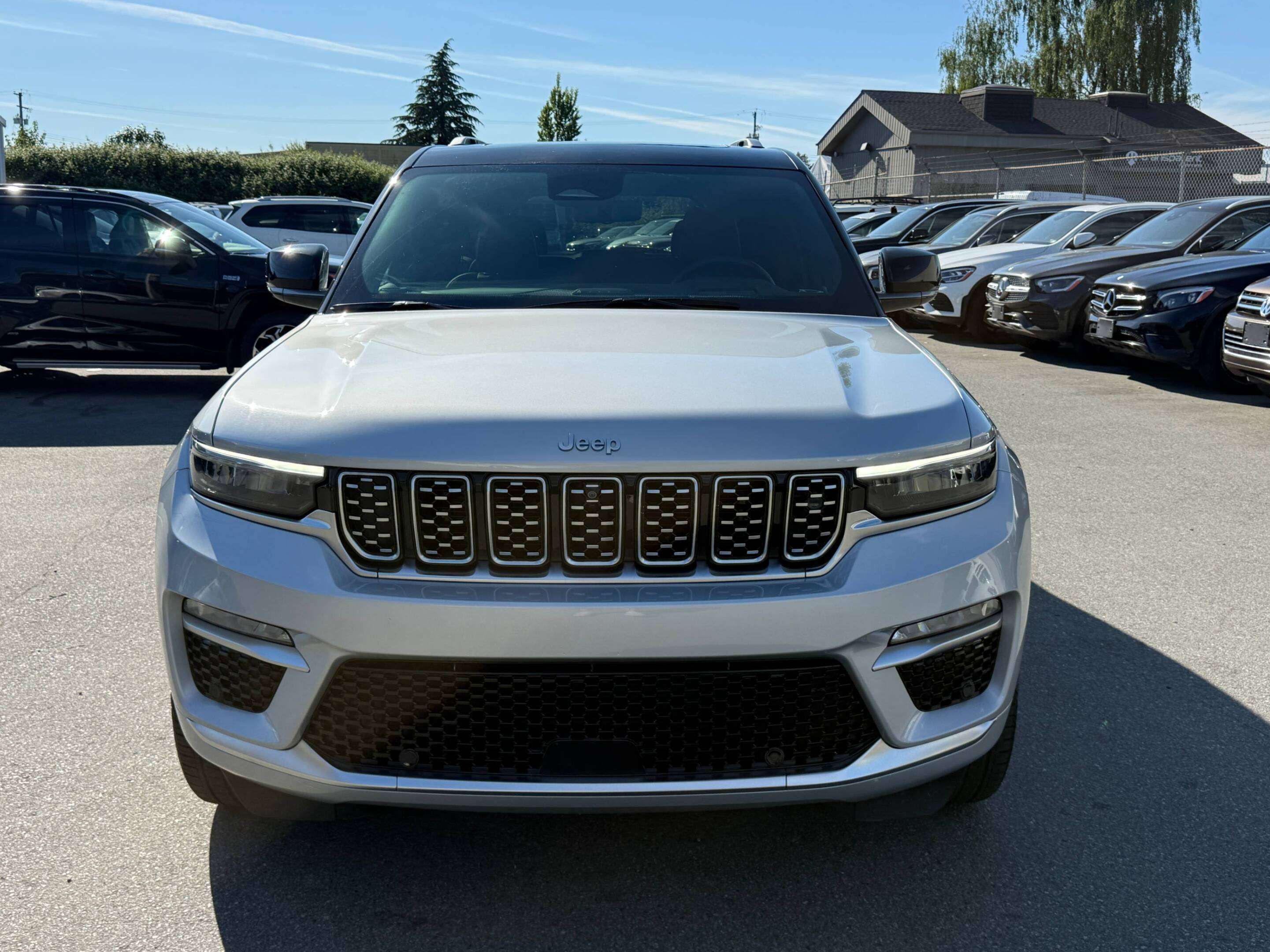 2022 Jeep Grand Cherokee Summit Reserve 4x4 — снимка 1