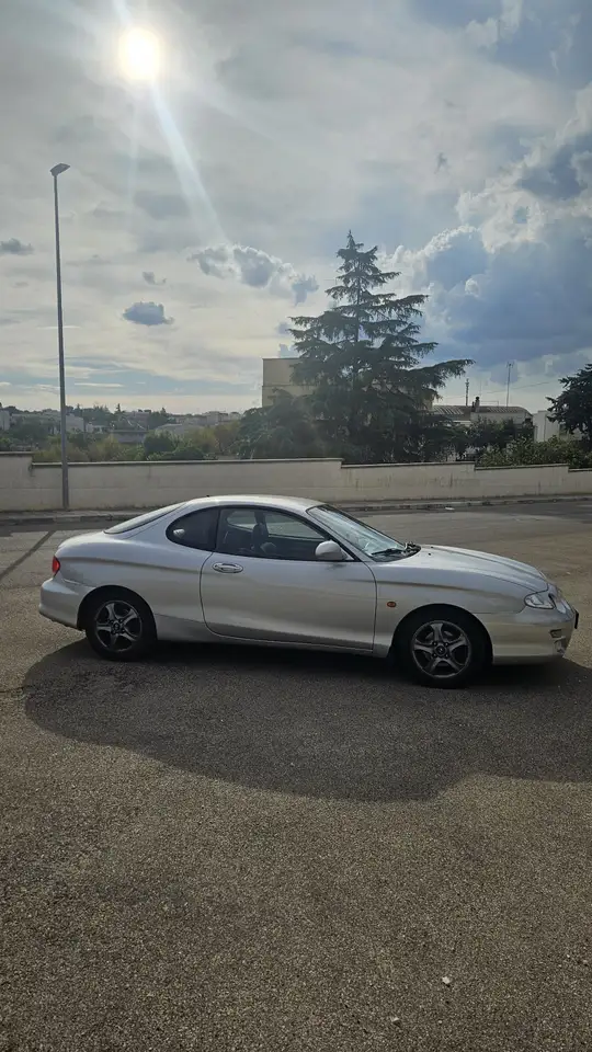 Hyundai Coupe 1.6 16v FX, foto 4