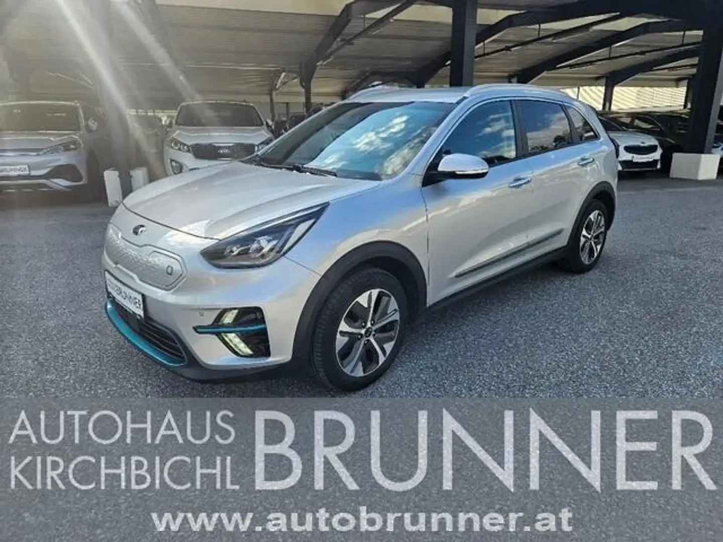 Kia e-Niro Niro EV 64kWh long Range Gold Aut. Silber - 1