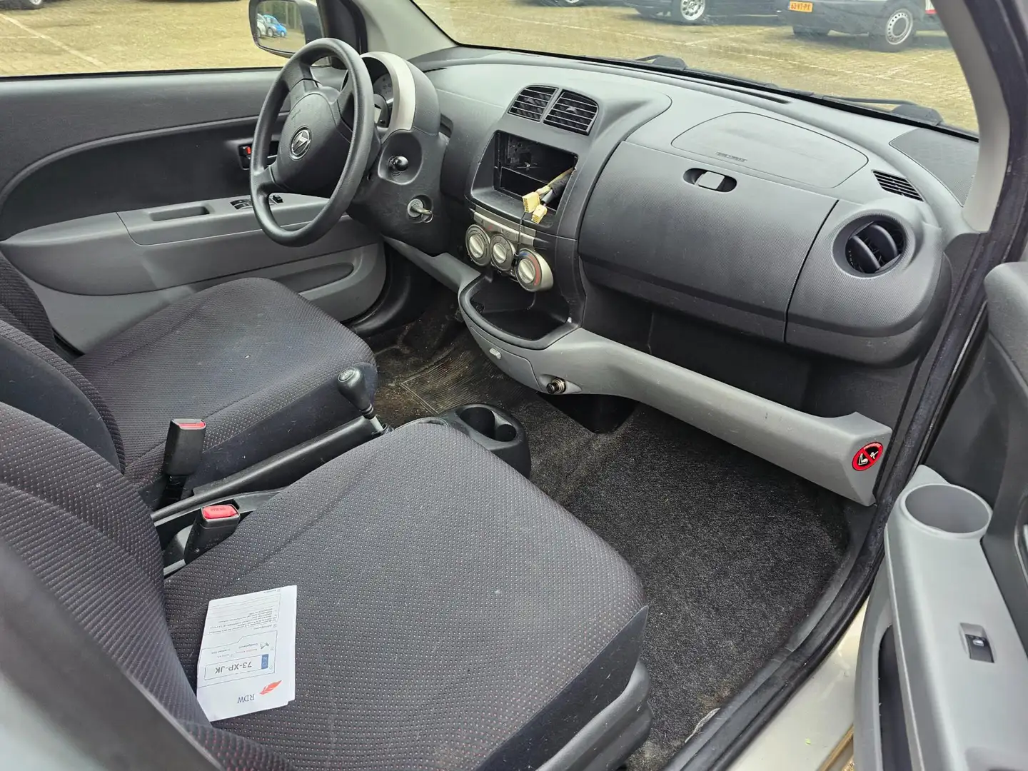 Daihatsu Sirion 2 1.0-12V Premium *apk:02-2026* Bej - 2
