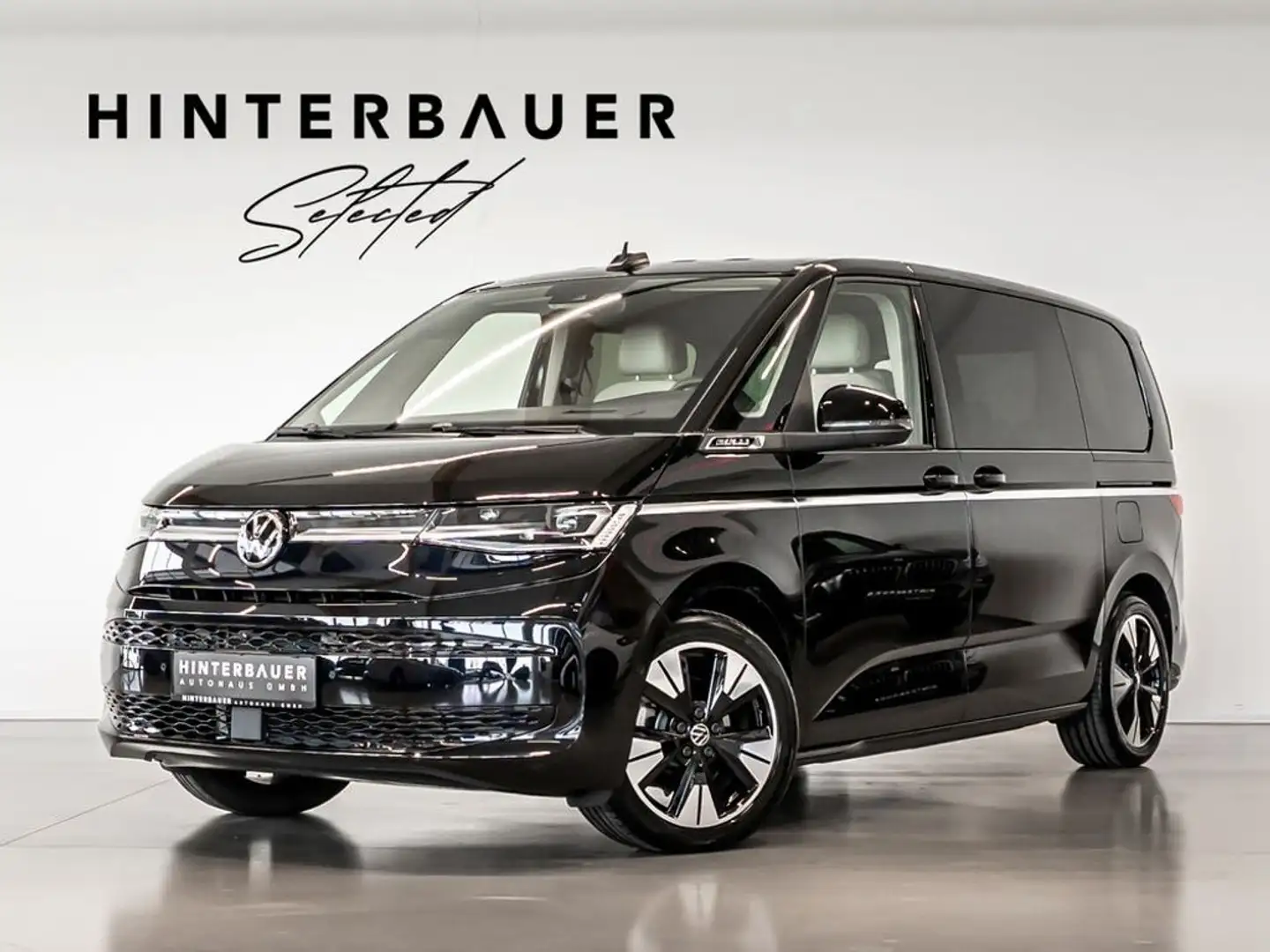 Volkswagen T6 Multivan Style eHybrid 4MOTION *AHK*MATRIX-LED*H&K Černá - 1