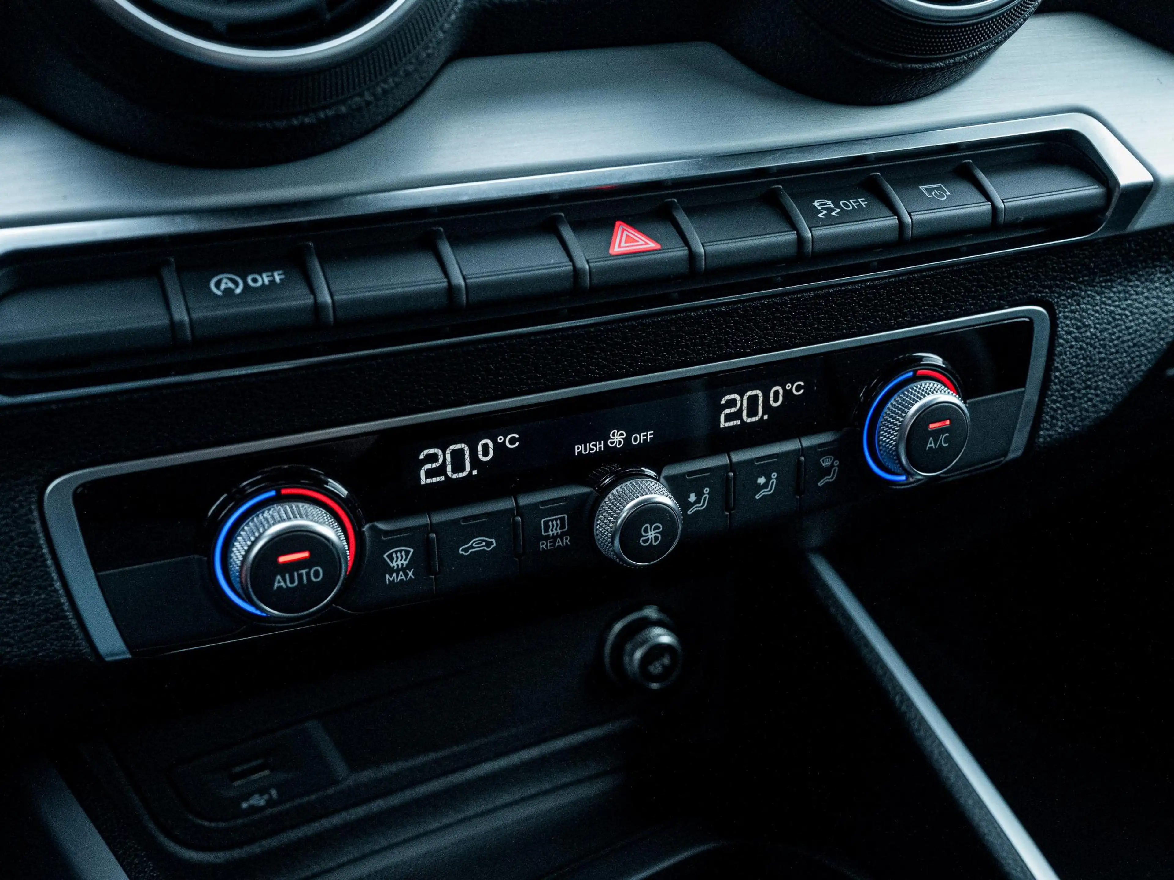 Audi Q2 35 TFSI epic | Trekhaak | Navigatie | Climate Cont — photo 7