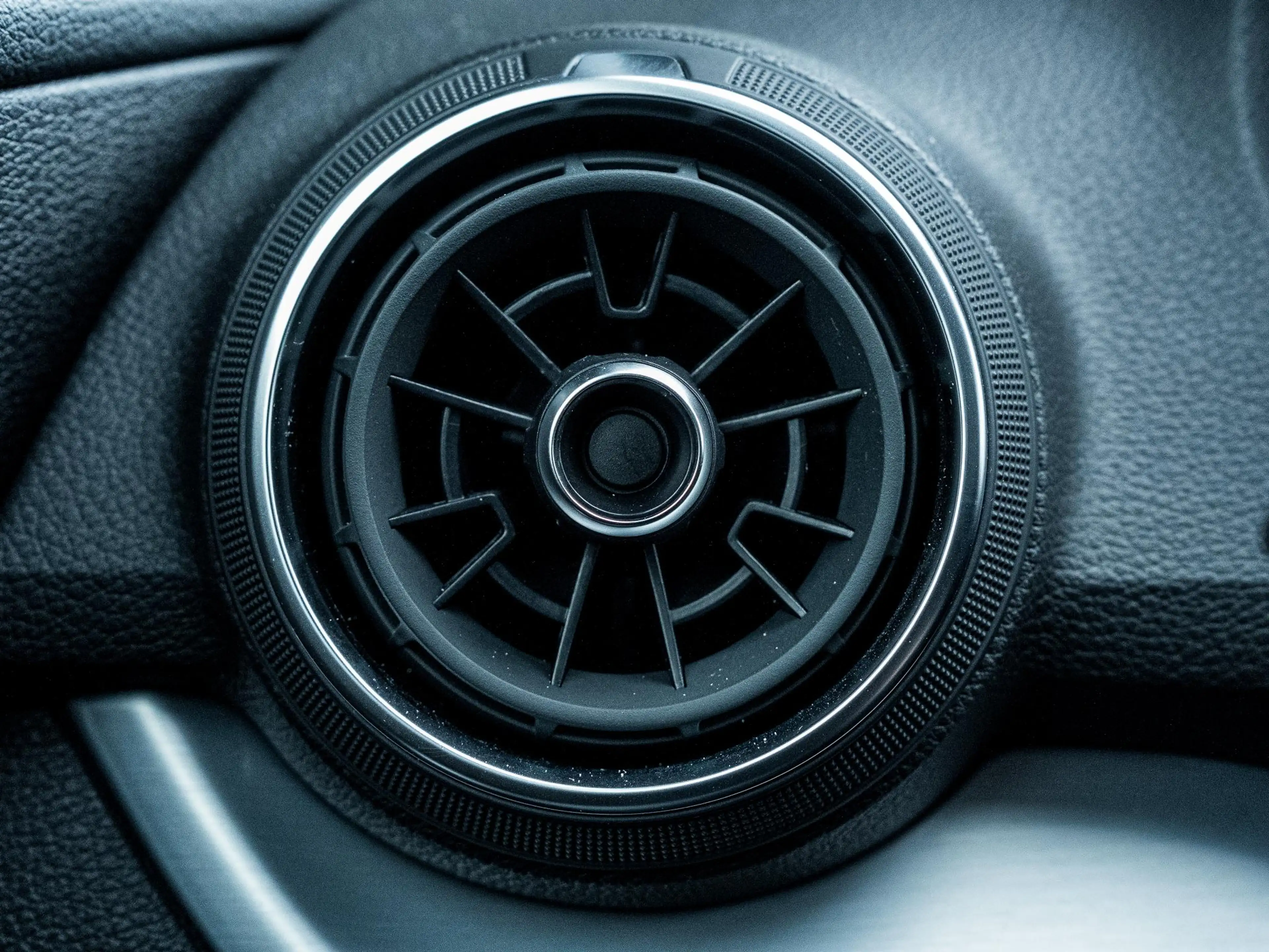 Audi Q2 35 TFSI epic | Trekhaak | Navigatie | Climate Cont — photo 49