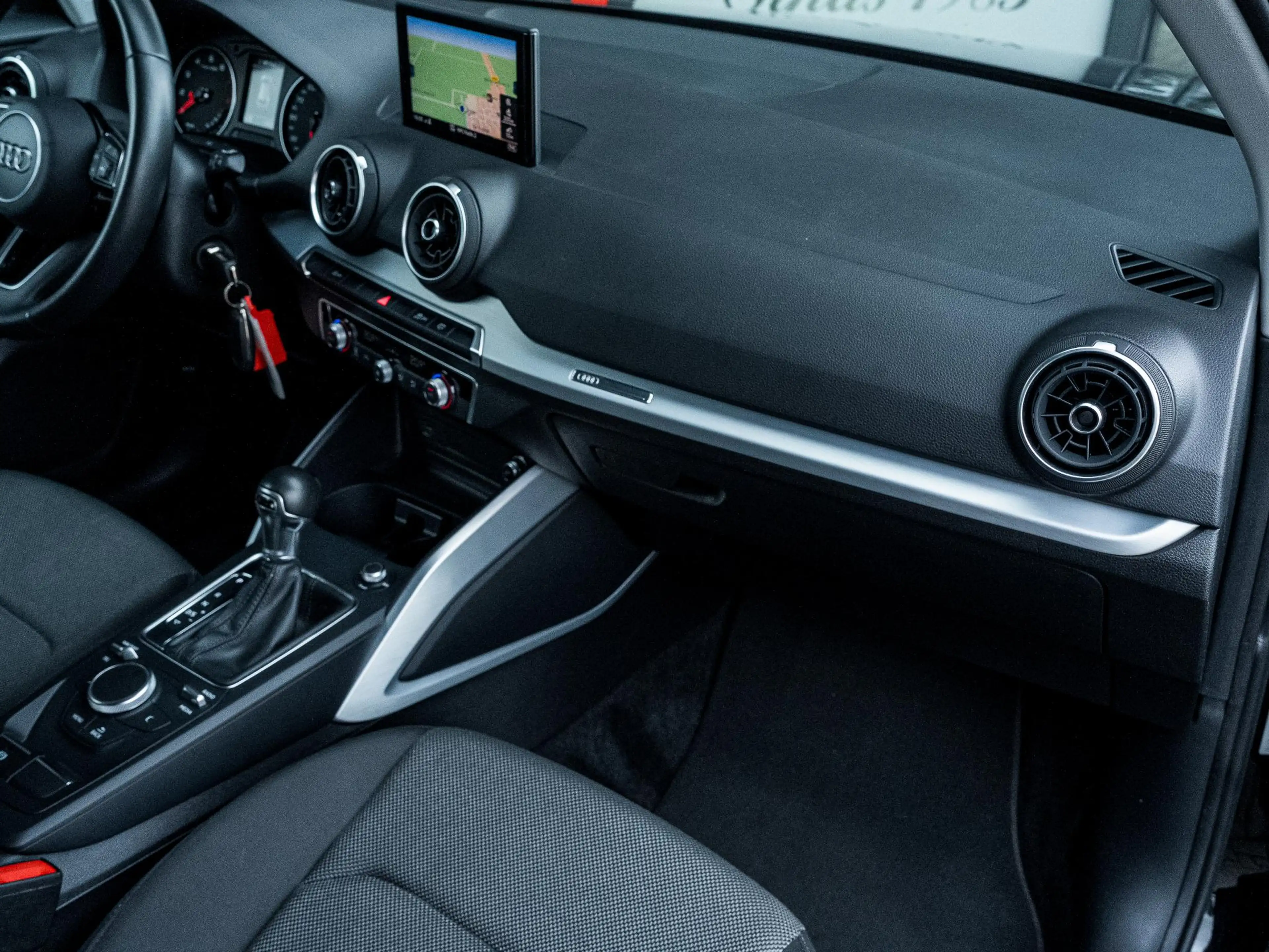 Audi Q2 35 TFSI epic | Trekhaak | Navigatie | Climate Cont — photo 34