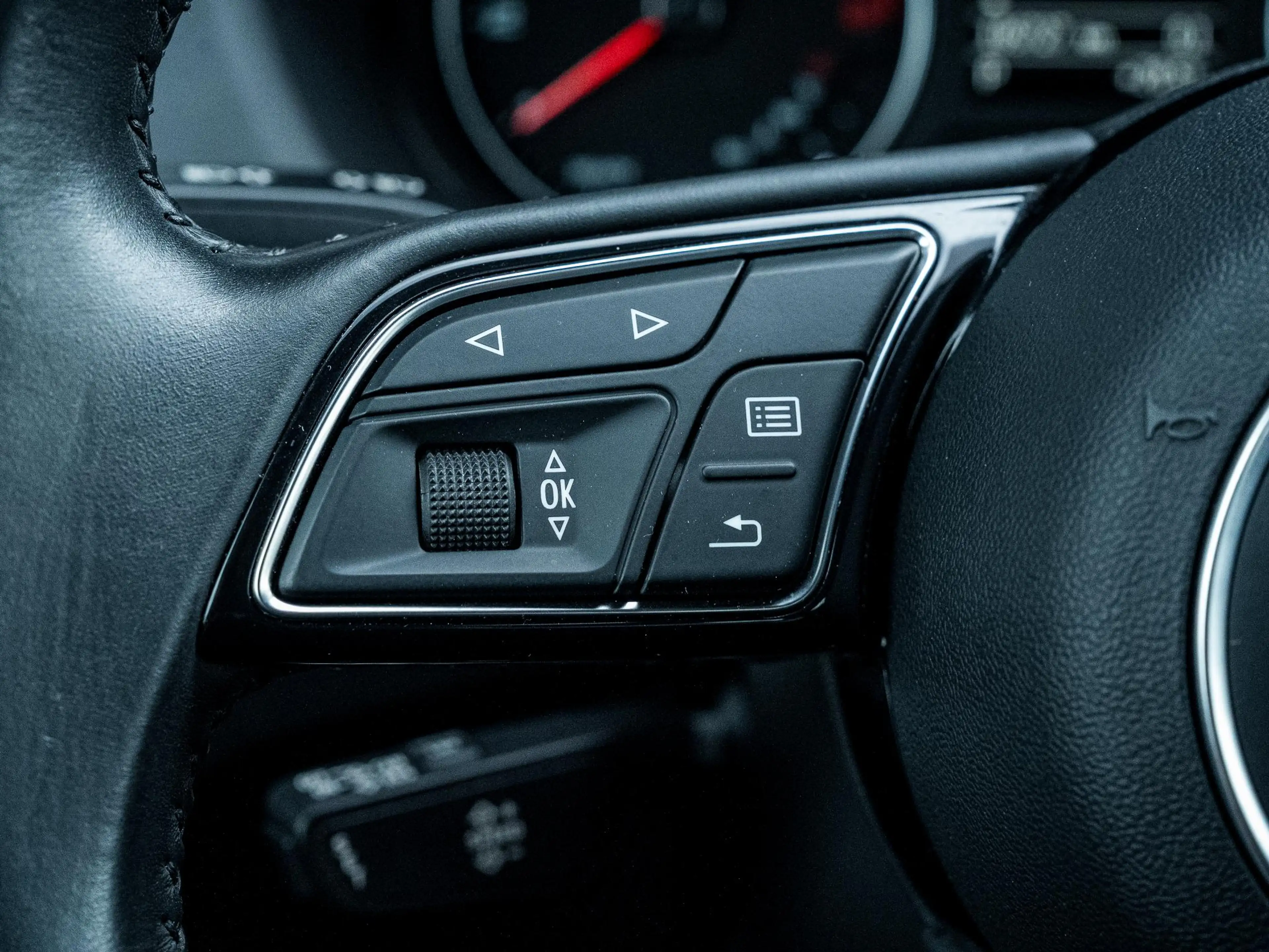 Audi Q2 35 TFSI epic | Trekhaak | Navigatie | Climate Cont — photo 50