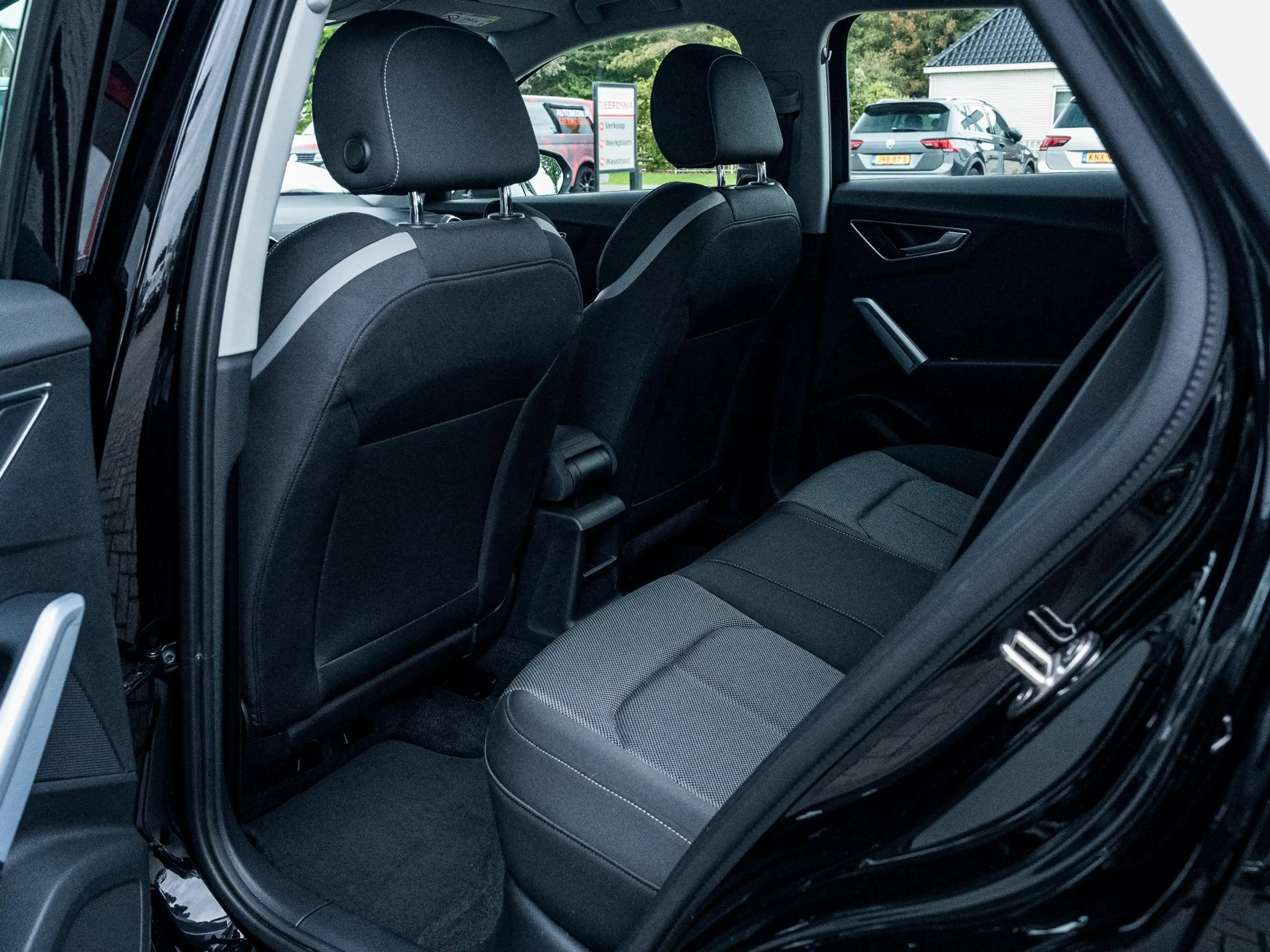 Audi Q2 35 TFSI epic | Trekhaak | Navigatie | Climate Cont — photo 41