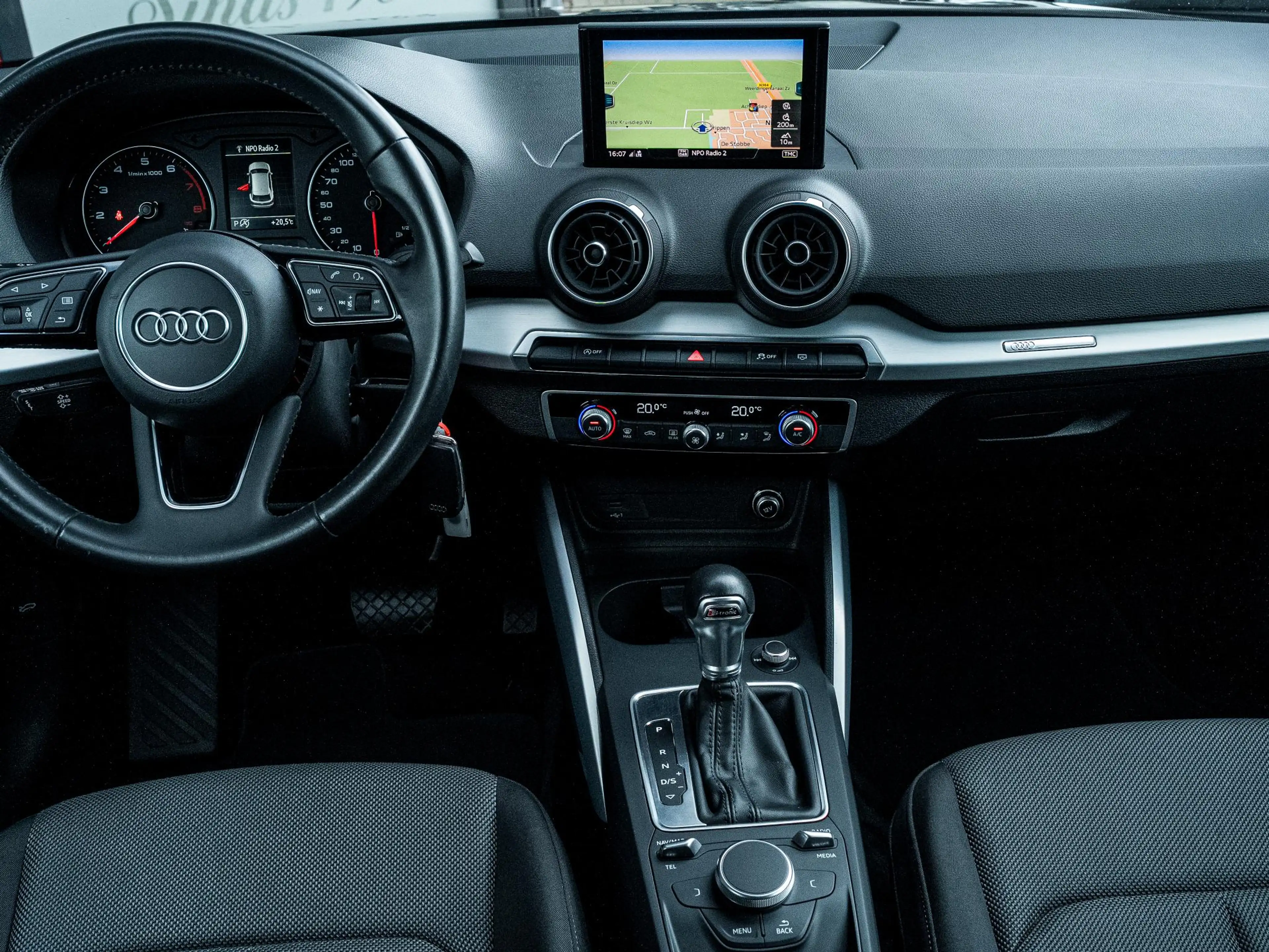 Audi Q2 35 TFSI epic | Trekhaak | Navigatie | Climate Cont — photo 44
