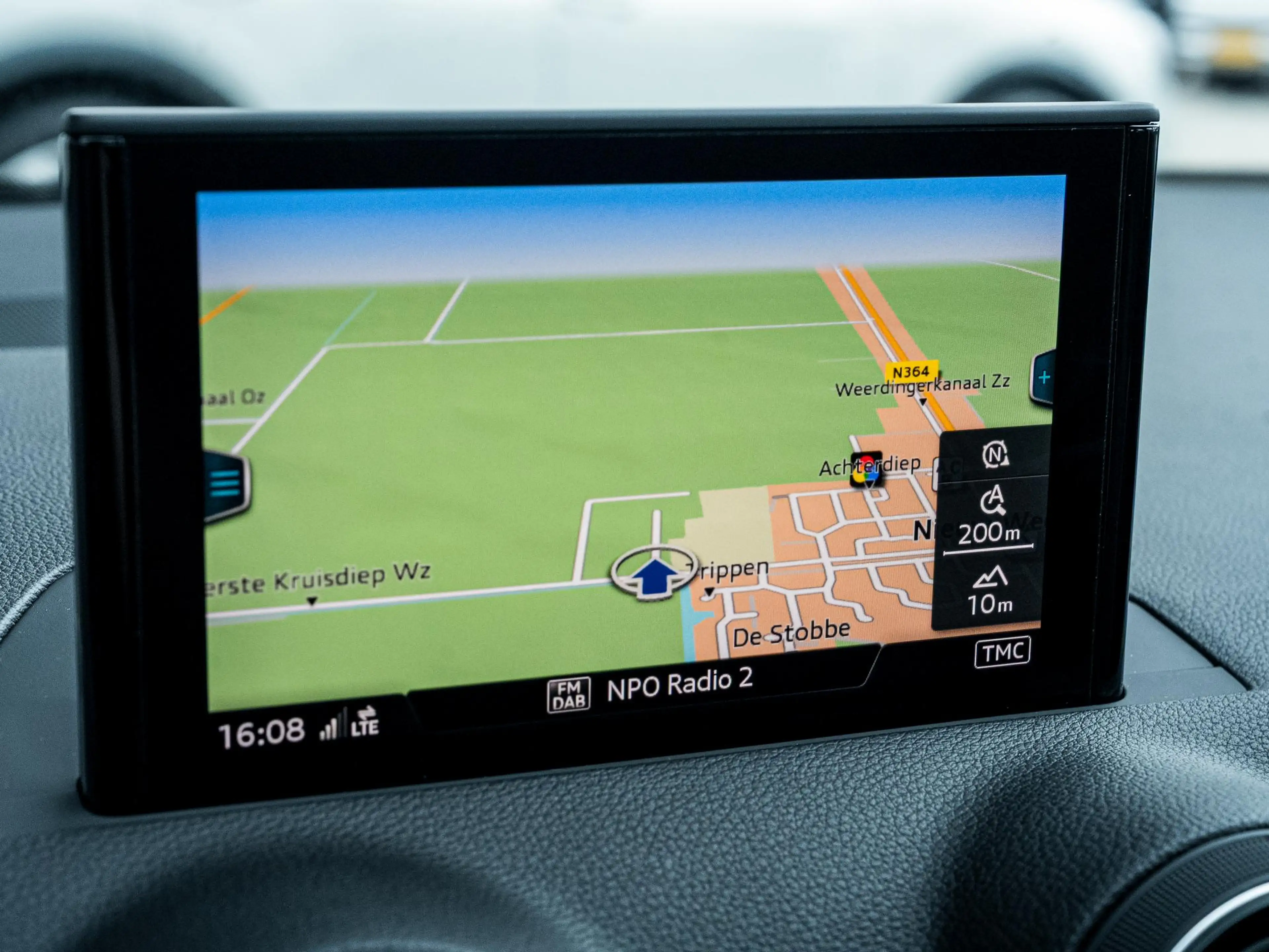 Audi Q2 35 TFSI epic | Trekhaak | Navigatie | Climate Cont — photo 12