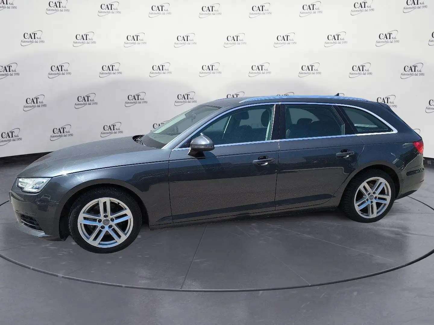 Audi A4 Avant 2.0 TDI S tronic Grigio - 2