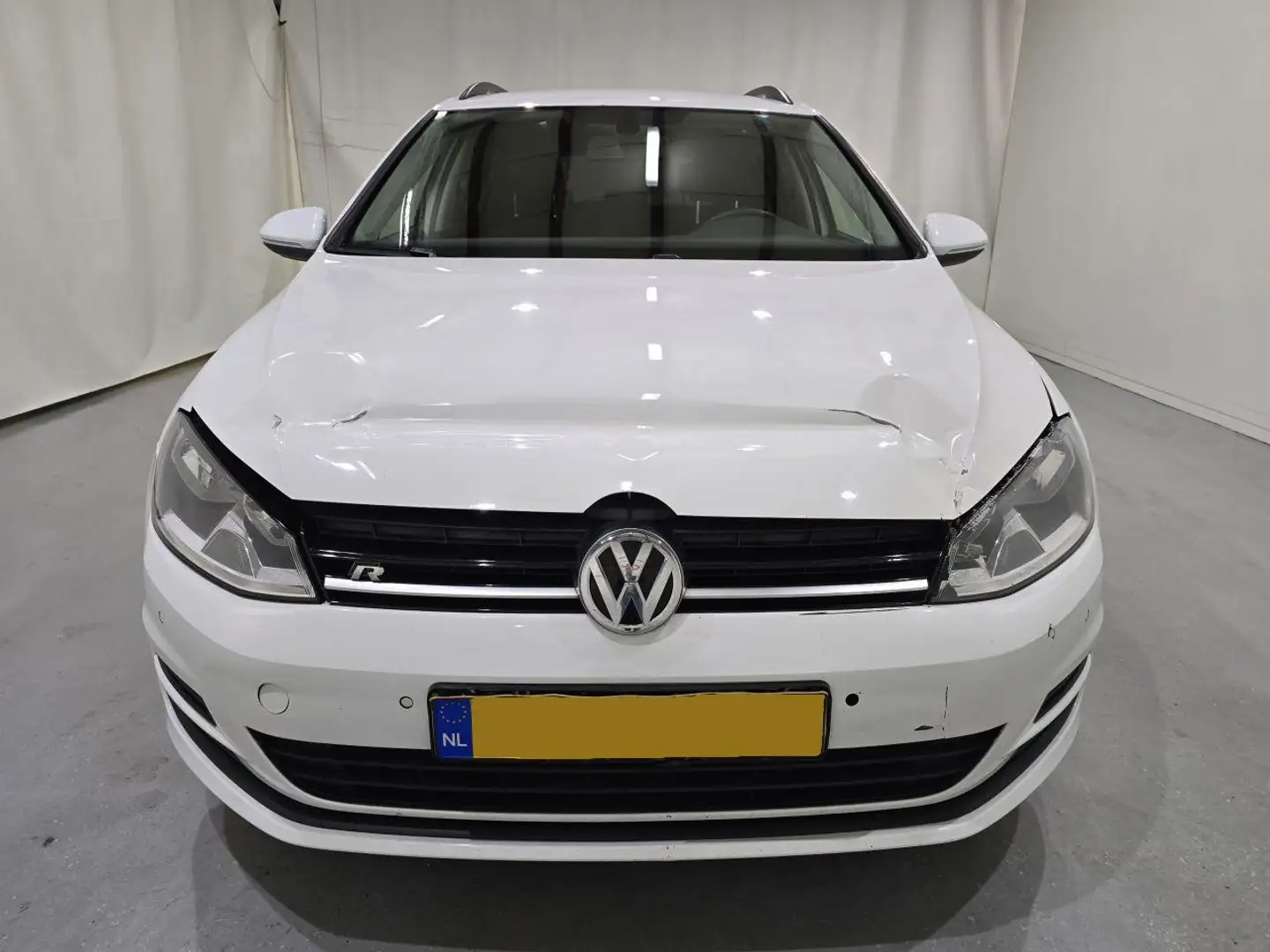 Volkswagen Golf Variant 1.6 TDI Trendline DSG Bjr.2014 Wit - 2