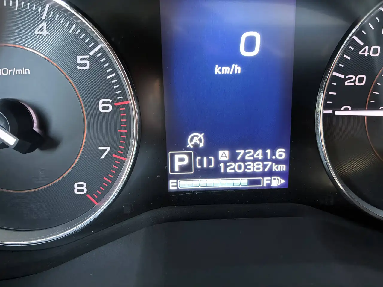 Subaru Crosstrek снимка Subaru Crosstrek