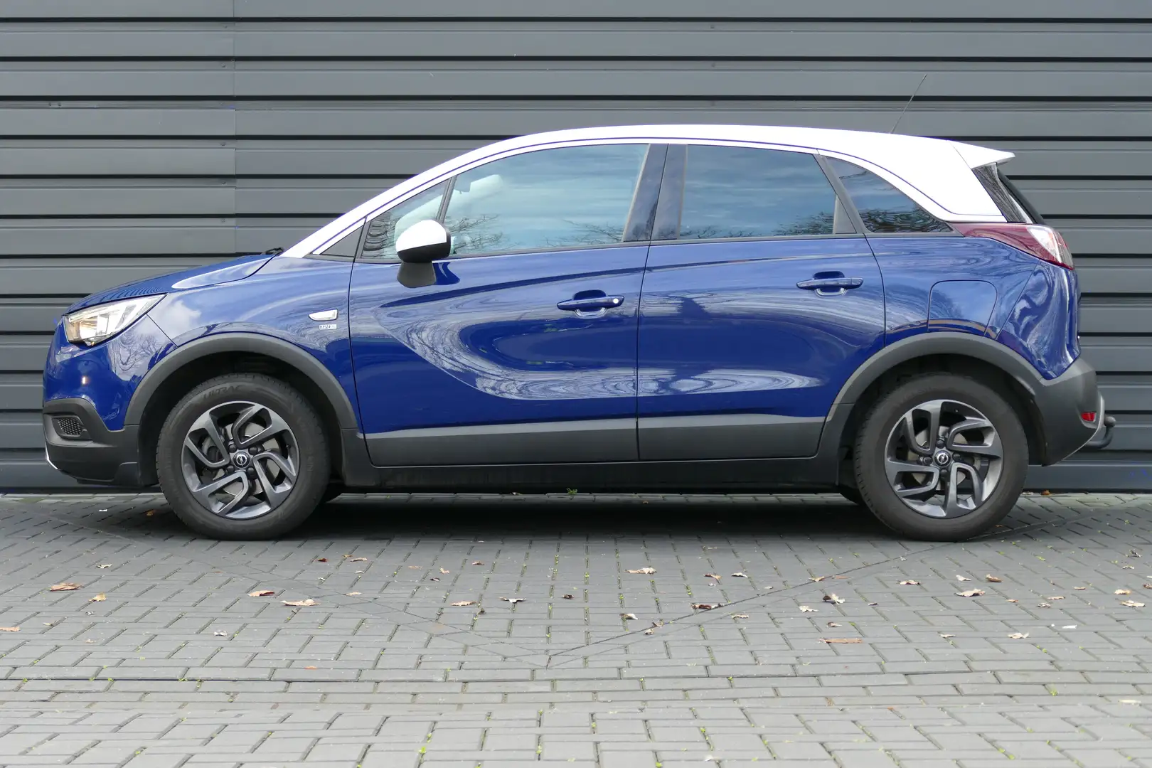 Opel Crossland X 1.2 TURBO 110PK 120 JAAR EDITION / NAVI / LED / AI Blau - 2