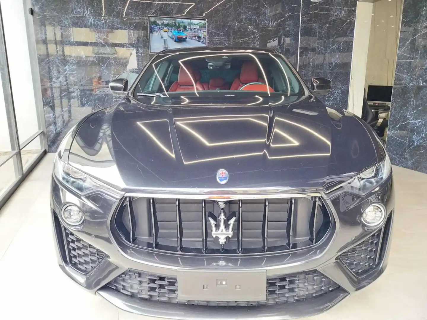 Maserati Levante V6 AWD Gransport 37.000km Noir - 1