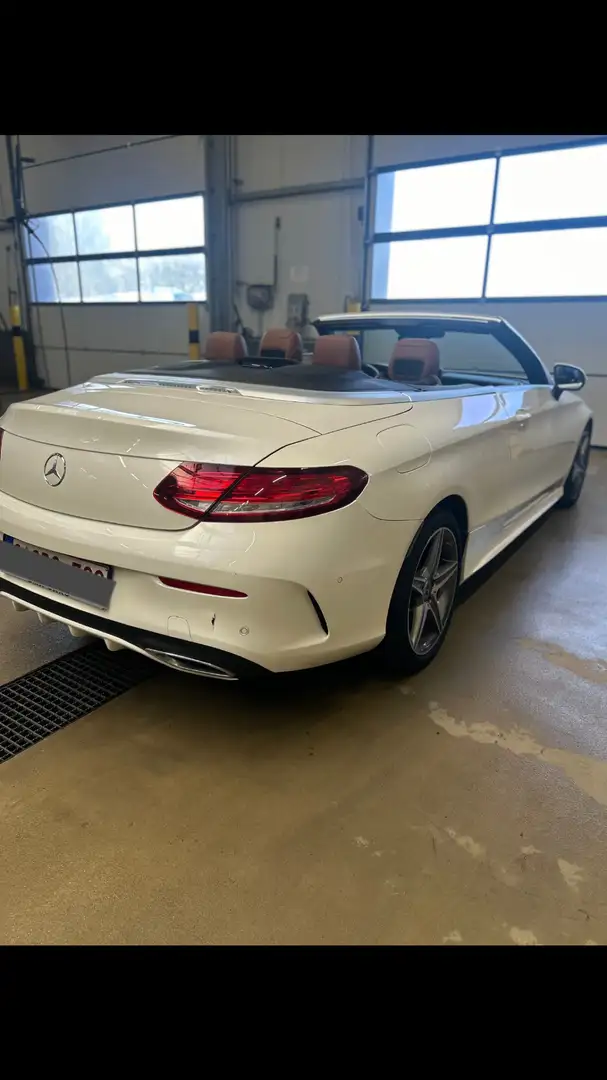 Mercedes-Benz C 220 d Cabrio 9G-TRONIC Night Edition - 2