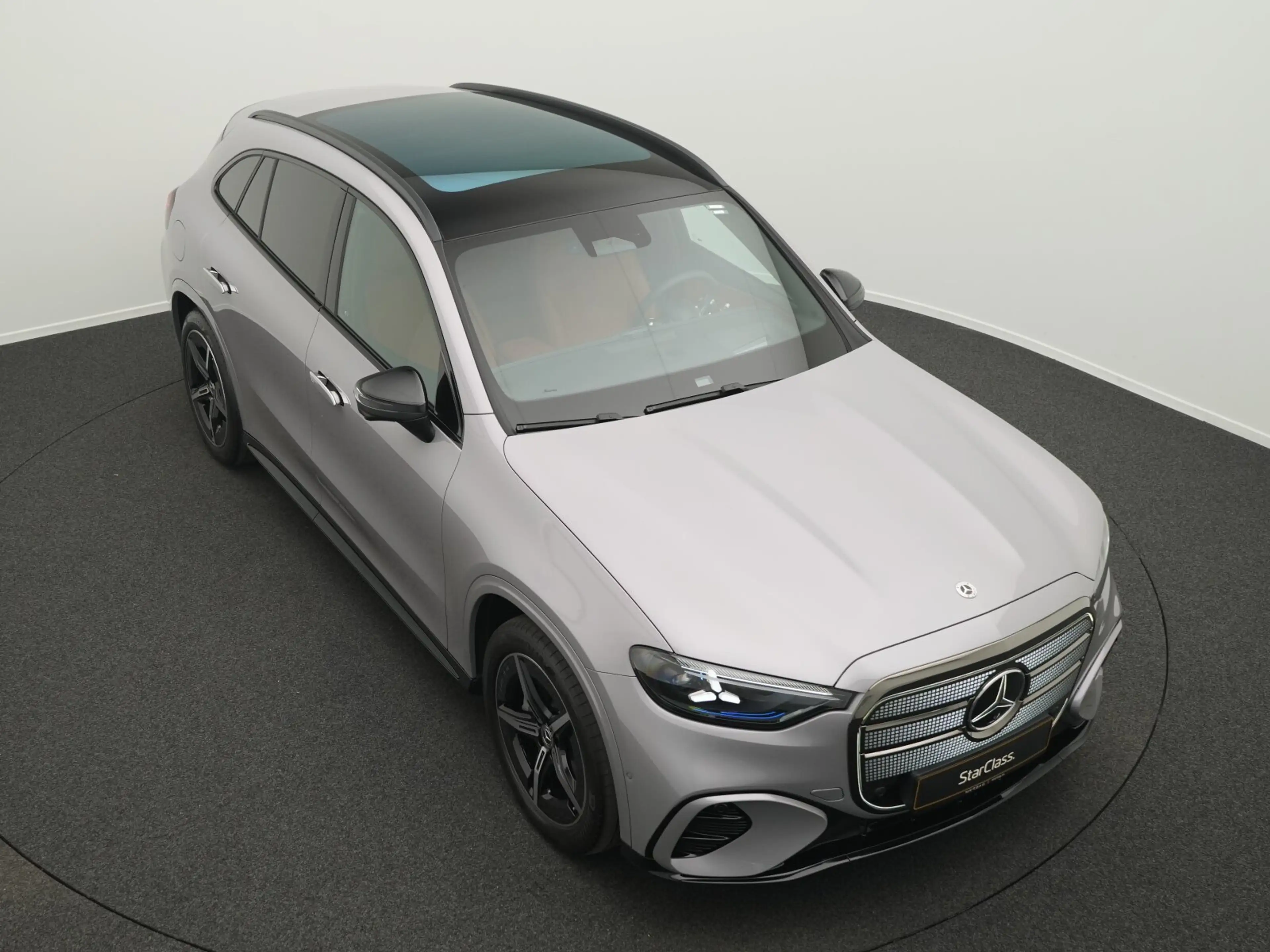 Mercedes-Benz GLC 400 GLC 400 4MATIC with EQ Te Digital+Pano+360°+Nigh — photo 12