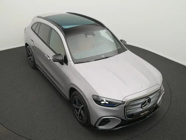 Mercedes-Benz GLC view 12