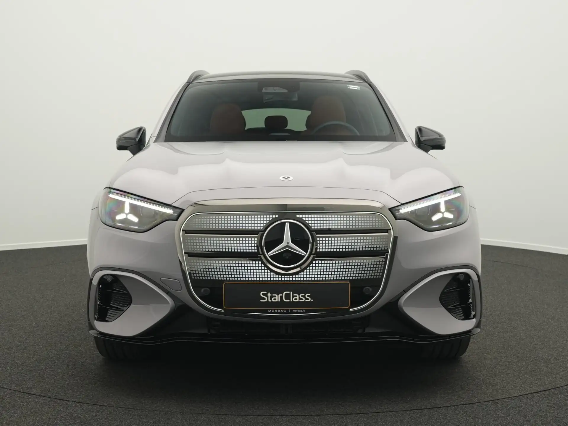 벤츠 Mercedes-Benz GLC GLC 400 EQ 2026 화이트 사진 2