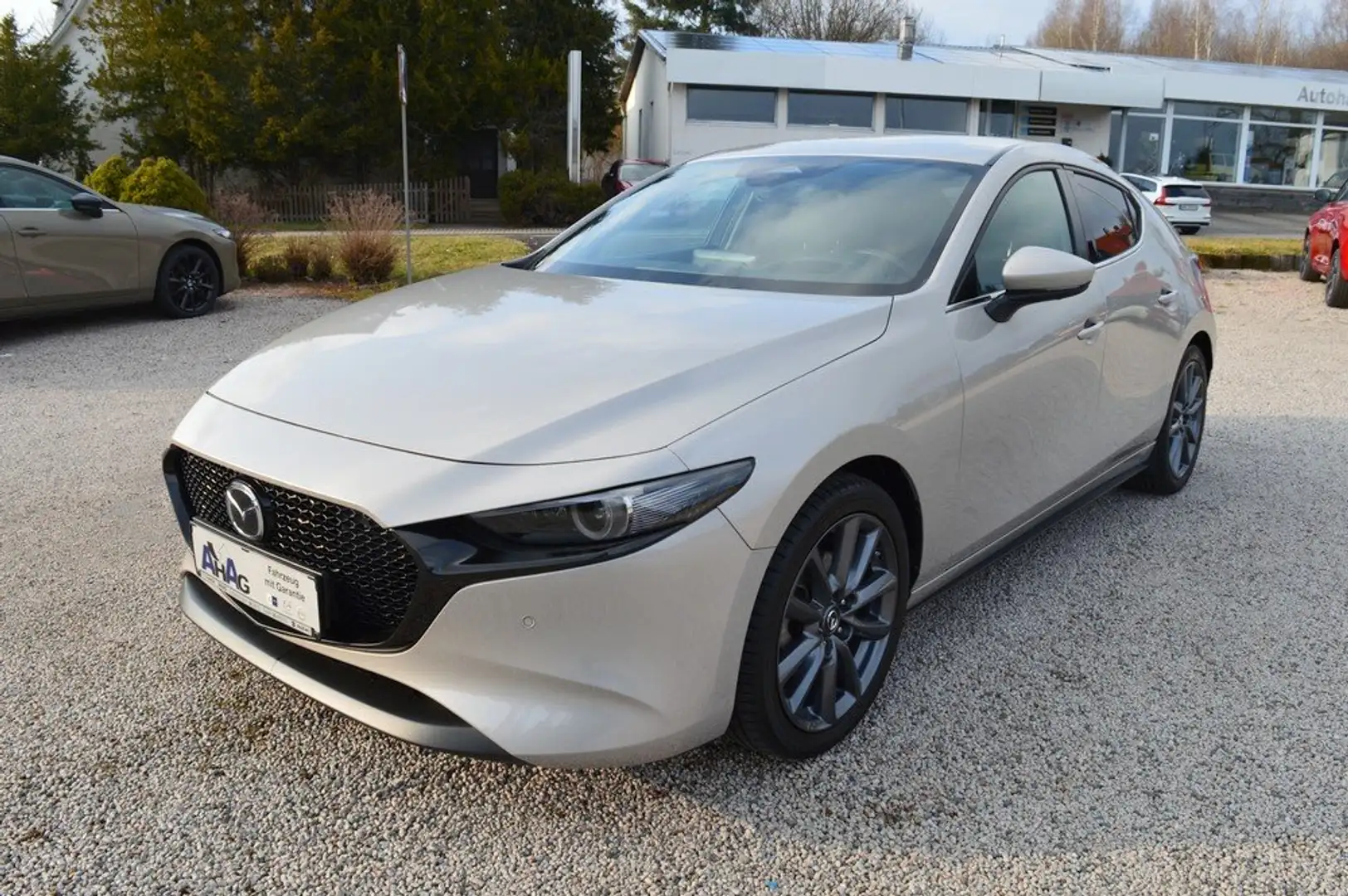 Mazda 3 e-SKYACTIV-G 122 M HYBRID EXCLUSIVE-LINE *360+BOSE Beige - 2