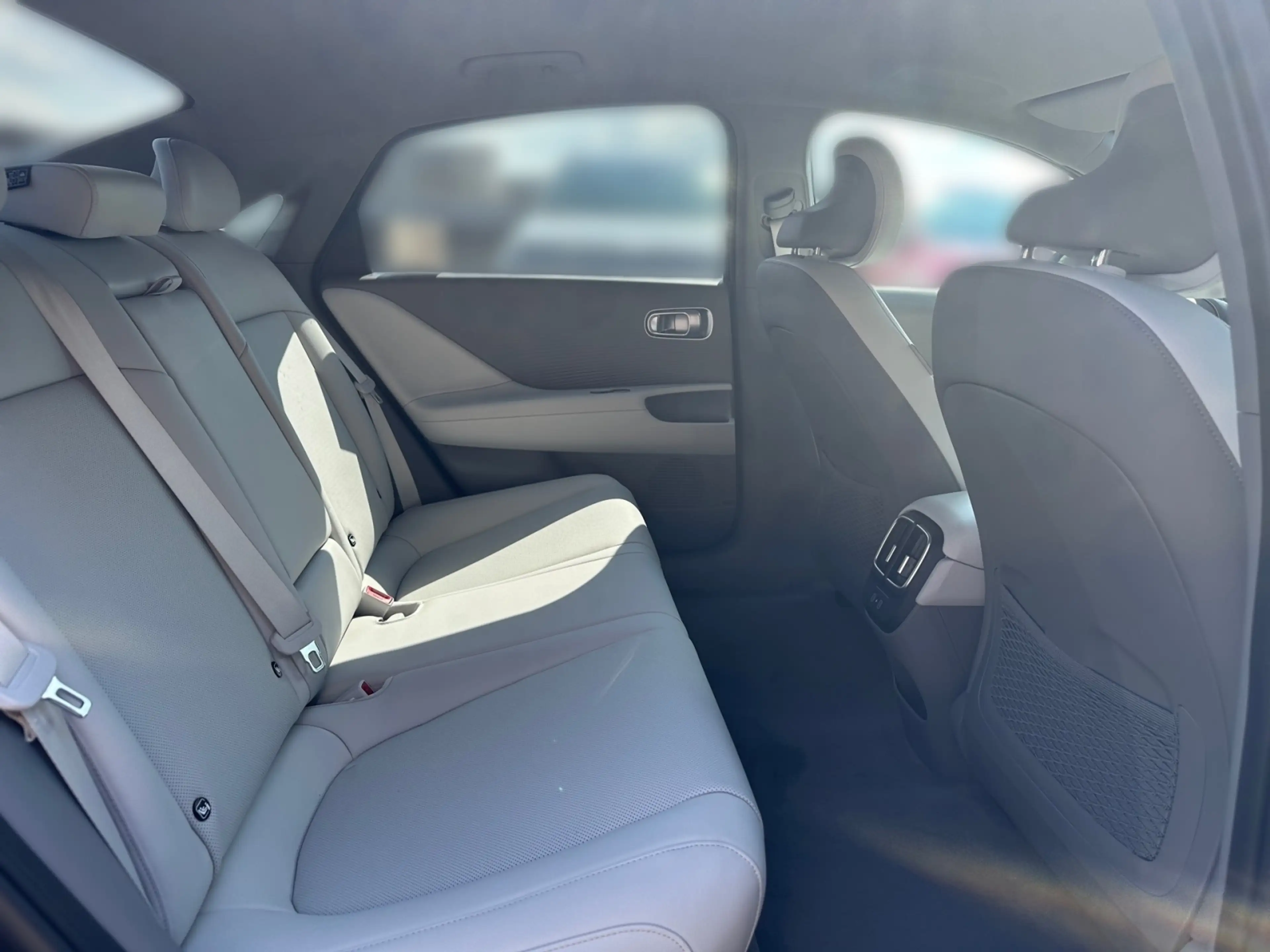 Hyundai IONIQ 6 IONIQ 6 Technik Elektro 2WD LED/HUP/Memory/360° — photo 13