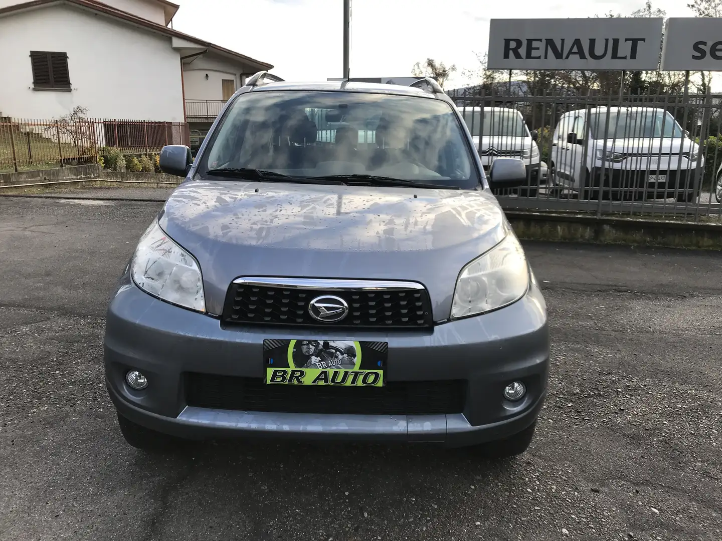 Daihatsu Terios 1.5 4WD Benzina  automatica Gris - 2
