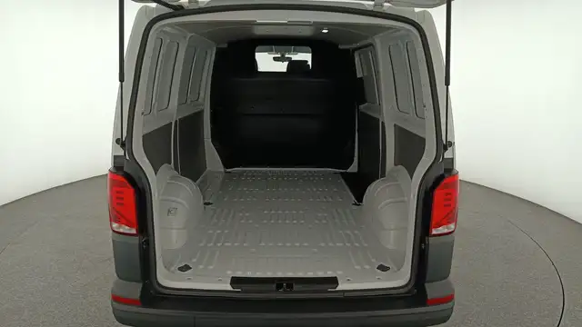 Volkswagen Transporter view 7