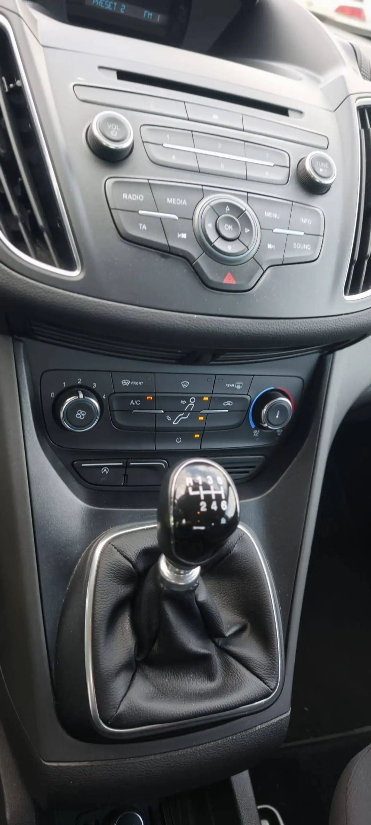 Ford Grand C-Max Trend Winterpaket 1 Hand Scheckheft lückenlos! Zahnriemen/WP/Service NEU! — photo 18