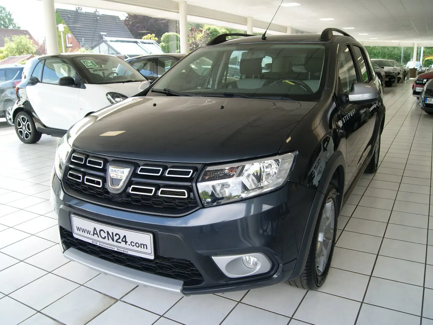 Dacia Logan Stepway Navi Kamera AHK Grau - 1