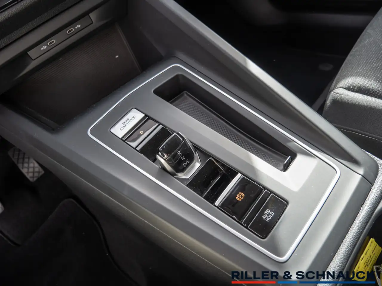 Volkswagen Golf VIII 1.0 eTSI Life LED+ACC+NAVI+KAM+SHZ+, миниатюра 14
