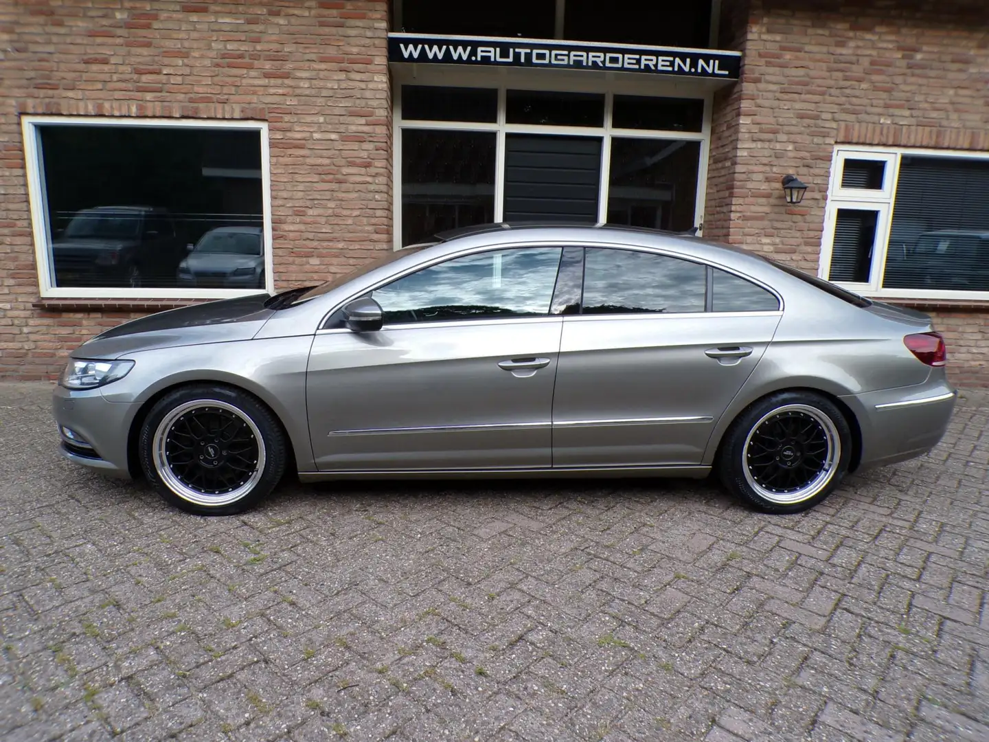 Volkswagen CC 1.8 TSI Automaat / Navi Bruin - 2