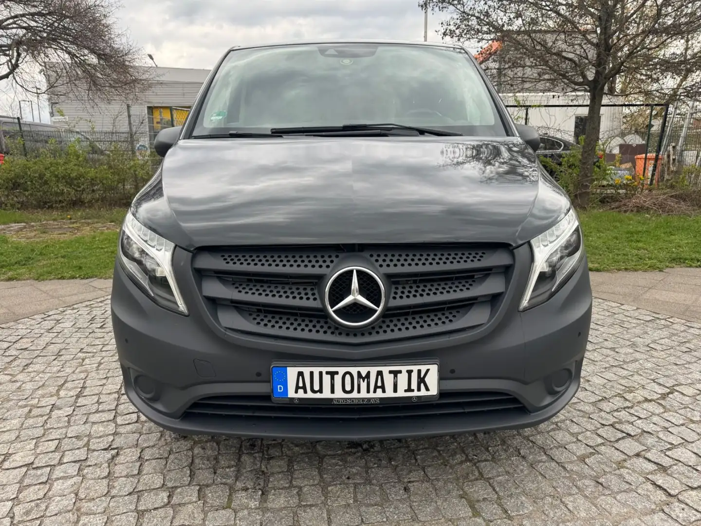 Mercedes-Benz Vito Kasten  119 CDI 4x4 Lang Automatik Tüv Neu Noir - 1