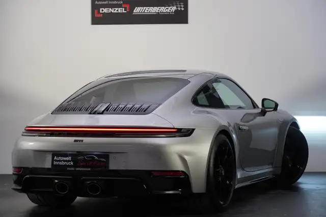 Porsche 992 911 Carrera 4 GTS T-Hybrid 992.2 Ansicht 3