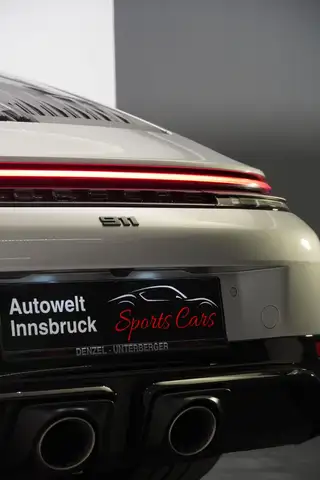 Porsche 992 911 Carrera 4 GTS T-Hybrid 992.2 Ansicht 9