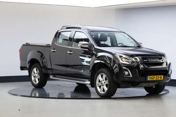 1.9 Extended Cab Black Edition