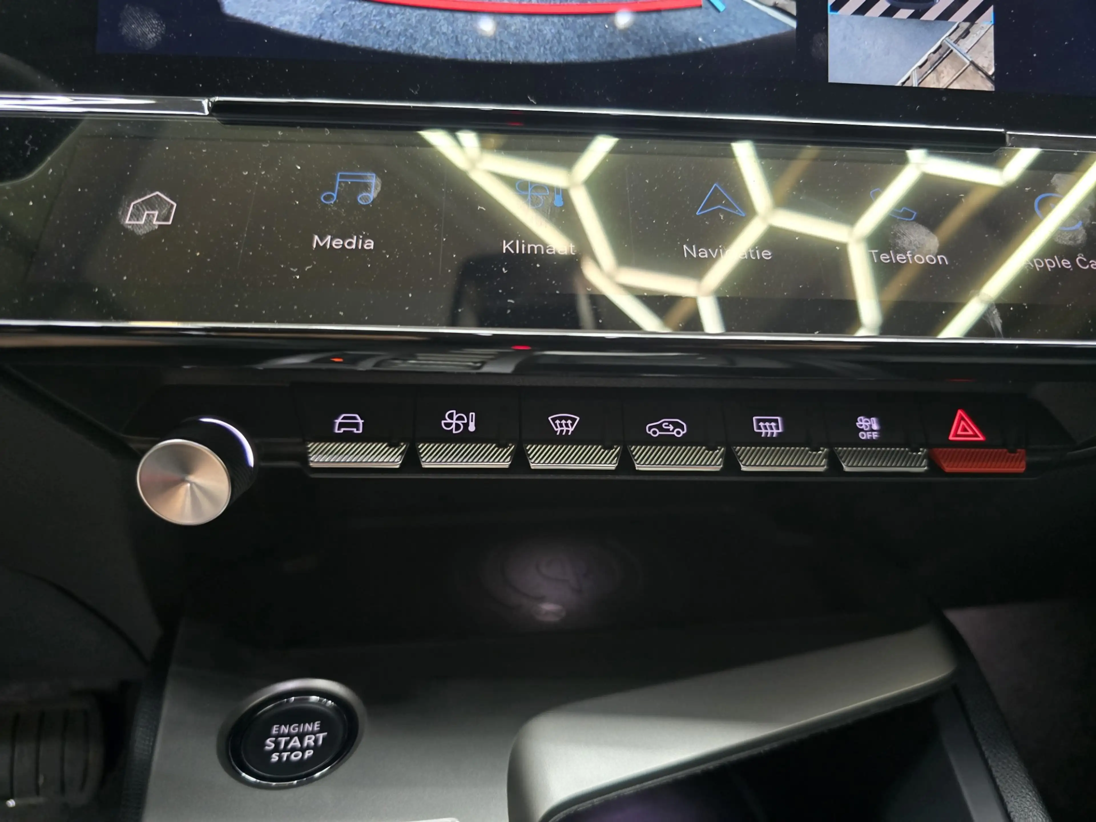 Peugeot 408 1.2 Hybrid 145 e-DCS6 Allure ACC ECC Navi Camera L — photo 13