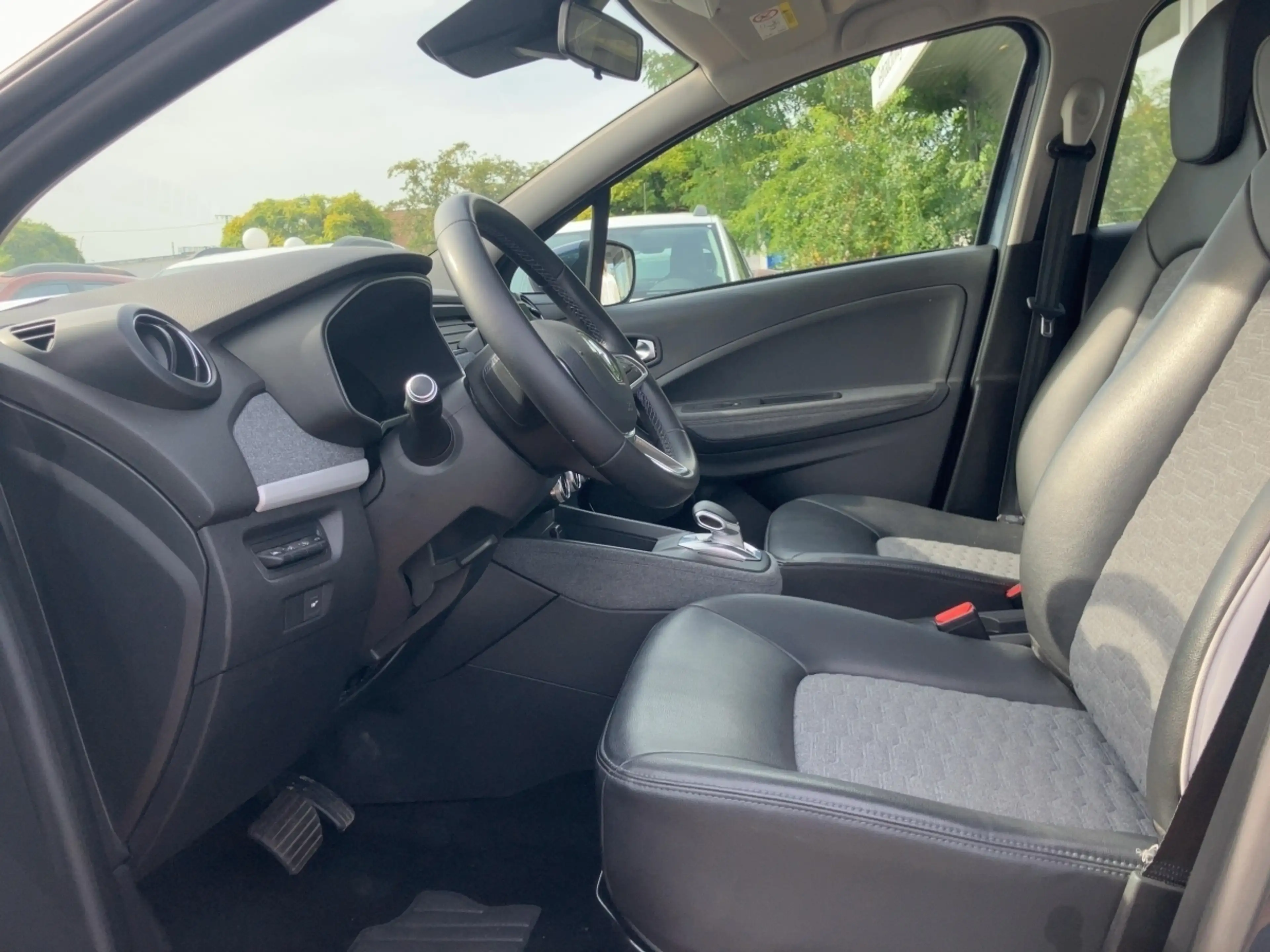 Renault ZOE Experience R110/Z.E. 50 Einparkhilfe hinten — photo 7
