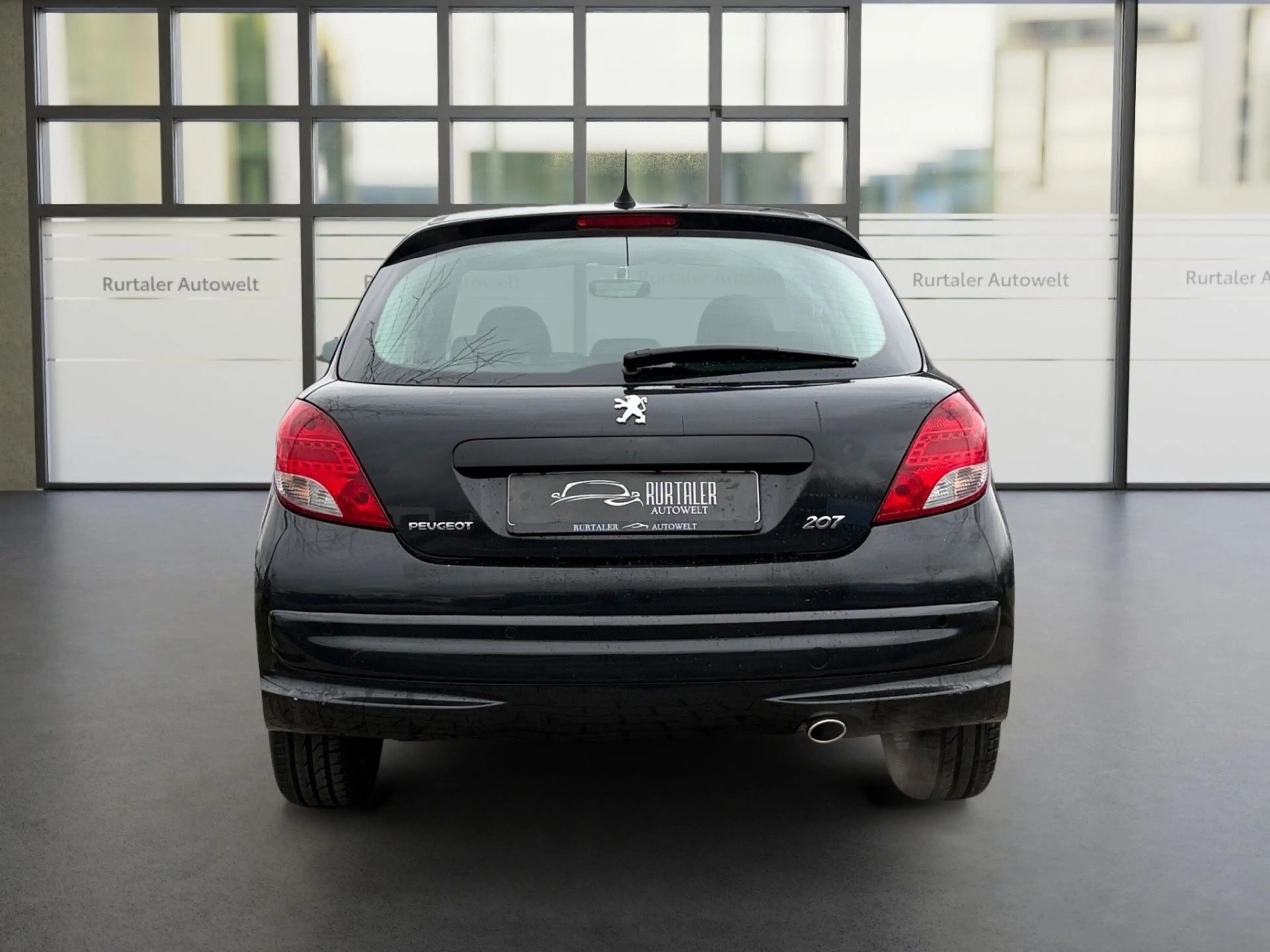 Peugeot 207 Premium *AUTOMATIK*KLIMA*PDC*SHZ*TEMP*TÜV* — photo 4