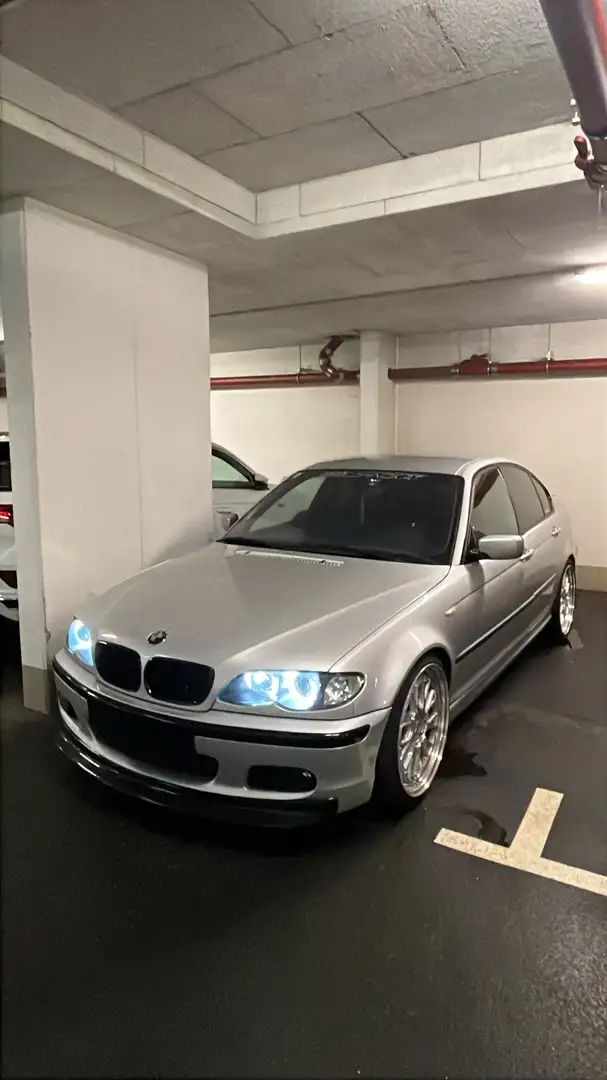 BMW 320 M-Paket ab Werk. , Harman Kardon , Xenon Lichter Gris - 1
