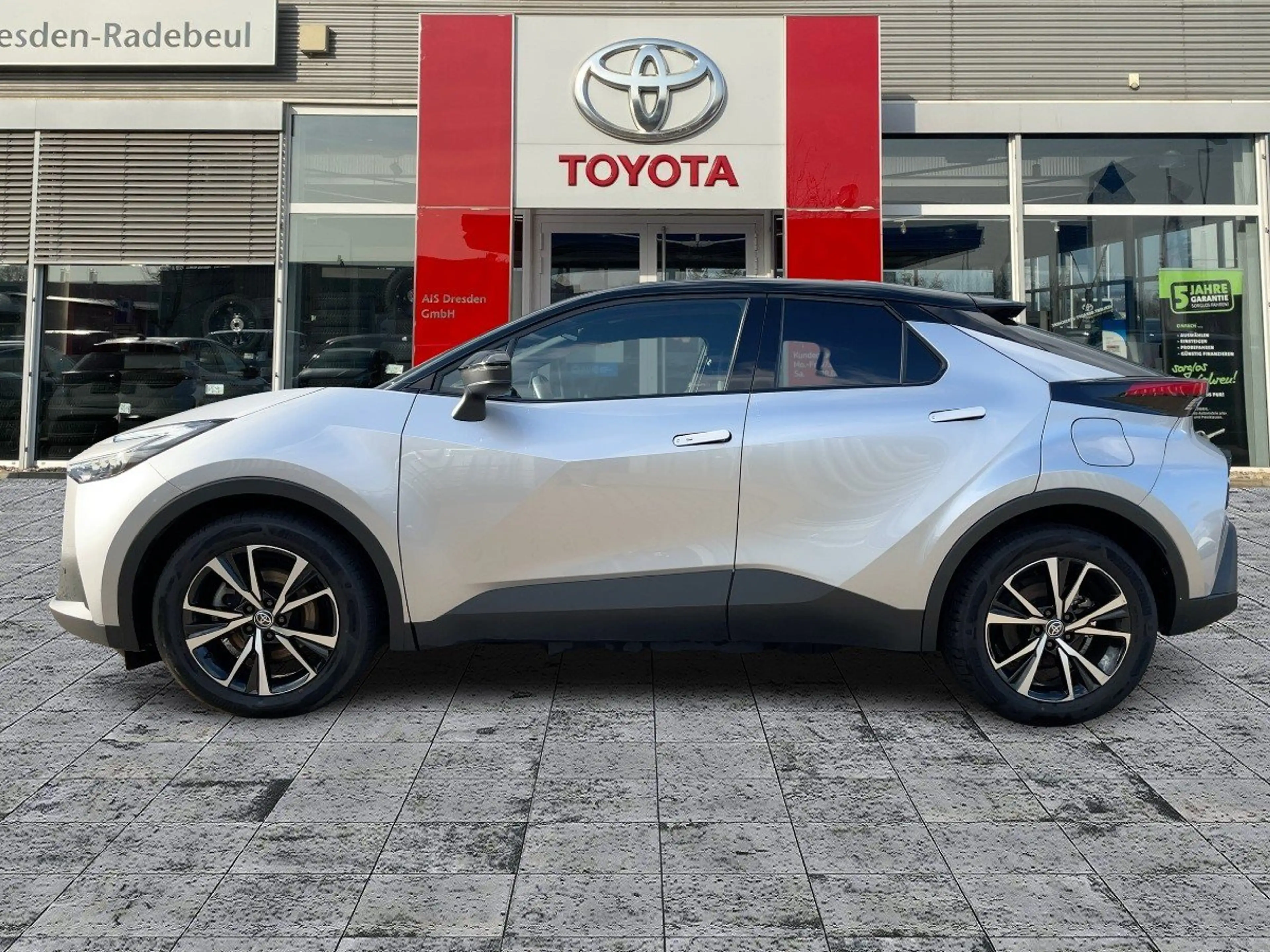 Toyota C-HR 2.0 PlugIn Teamplayer Navi*ACC*KAM*SHZ*DAB — photo 5