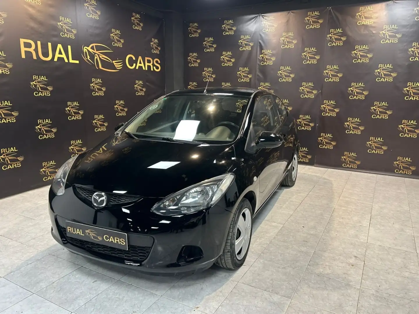 Mazda 2 1.4CRTD Active Negro - 1