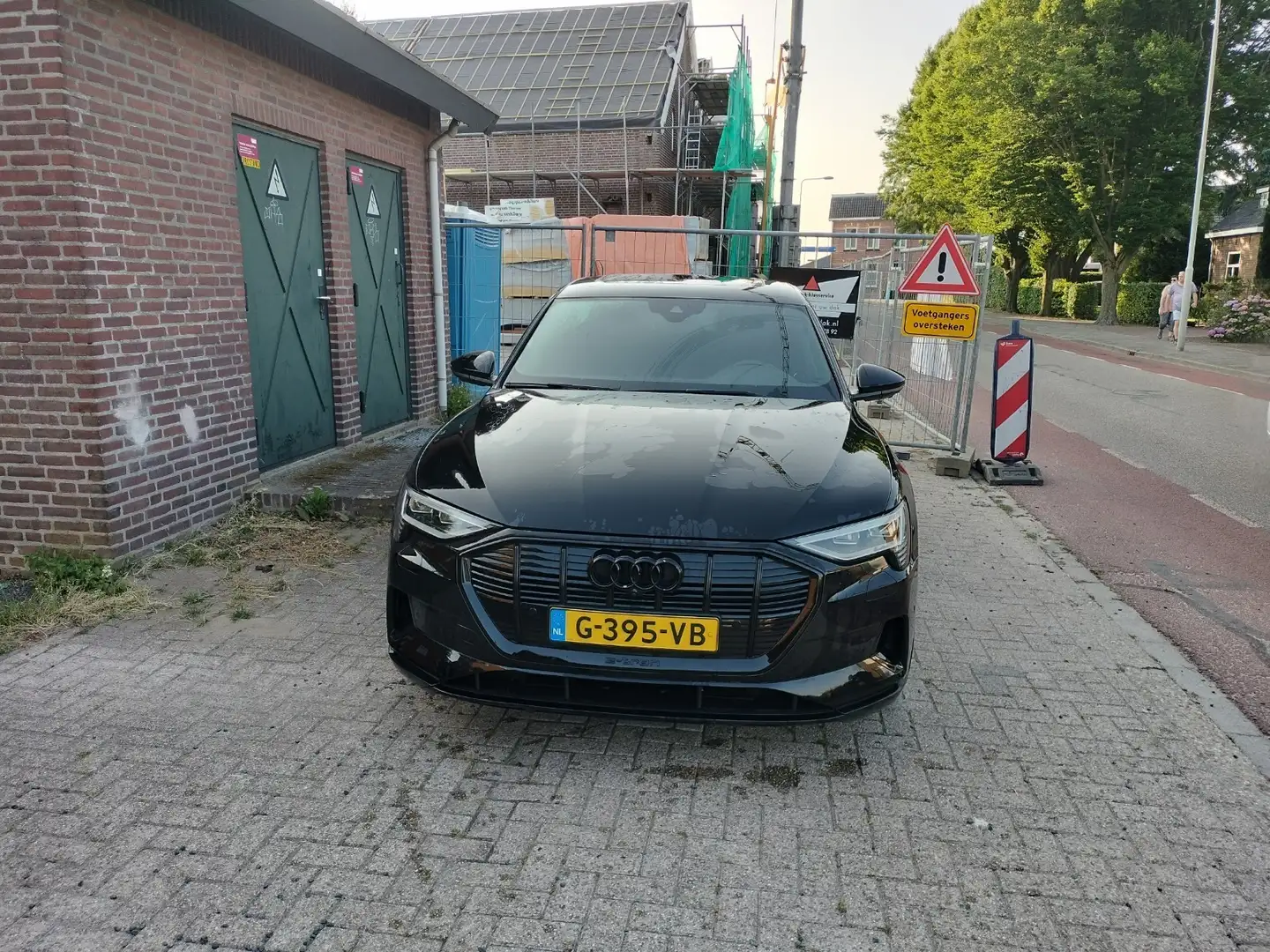 Audi e-tron 55 q. advanced Zwart - 2