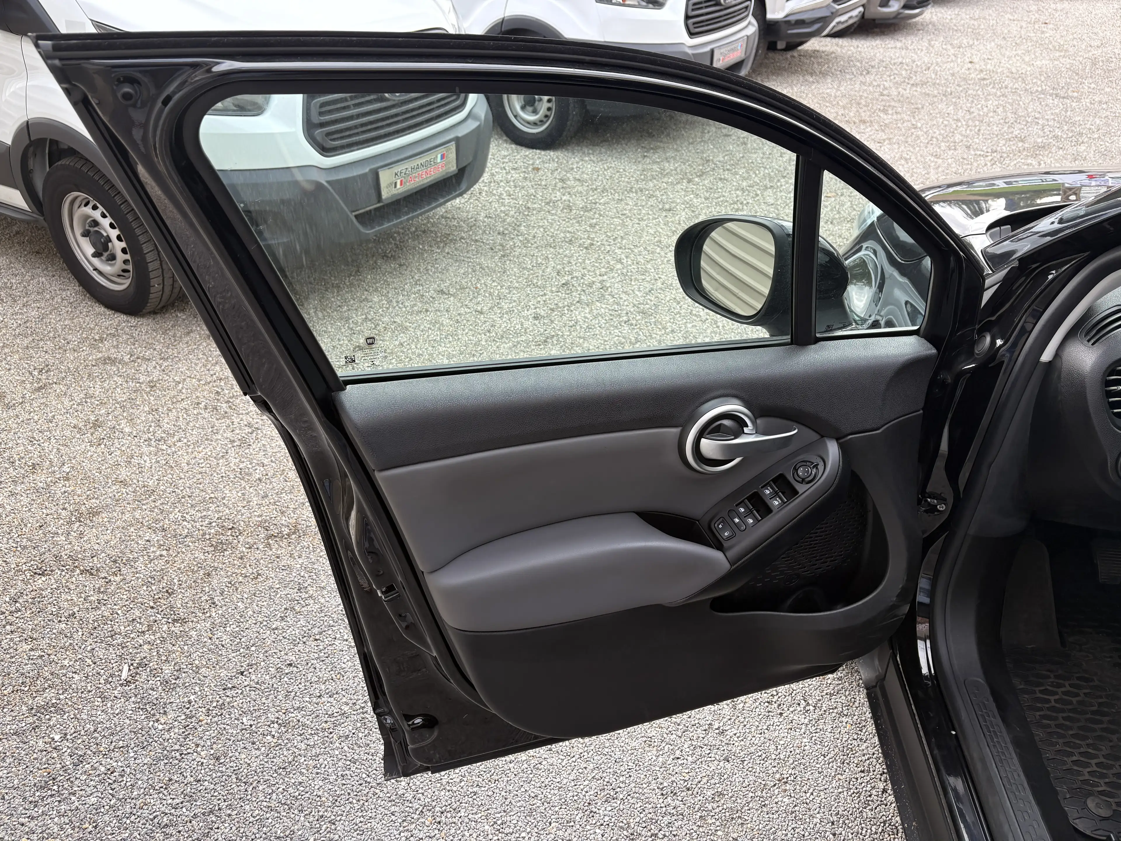 Fiat 500X 500X 1,6 E-torQ City Look Pop  1.BESITZ  KLIMA  TE — photo 10