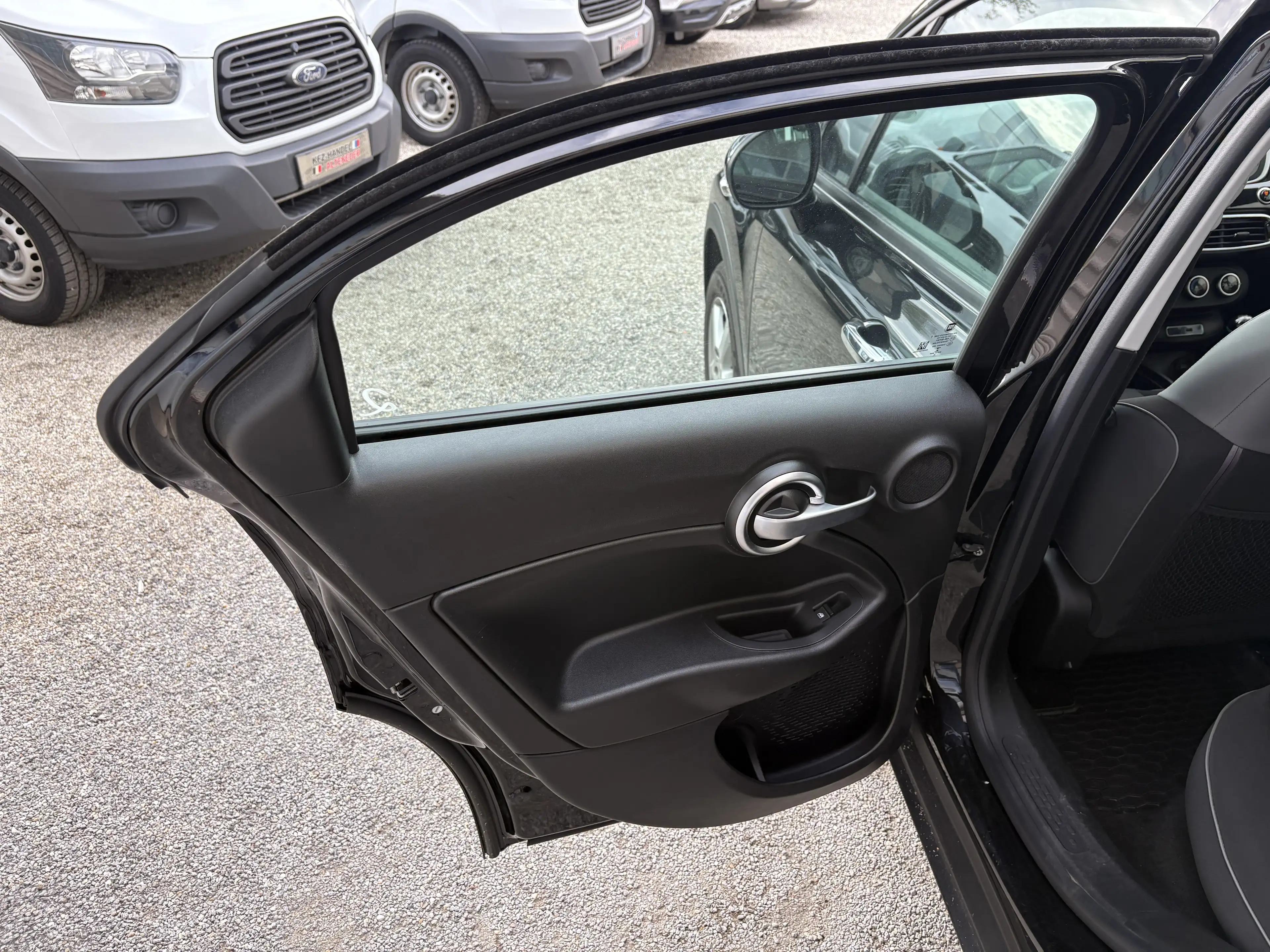Fiat 500X 500X 1,6 E-torQ City Look Pop  1.BESITZ  KLIMA  TE — photo 12