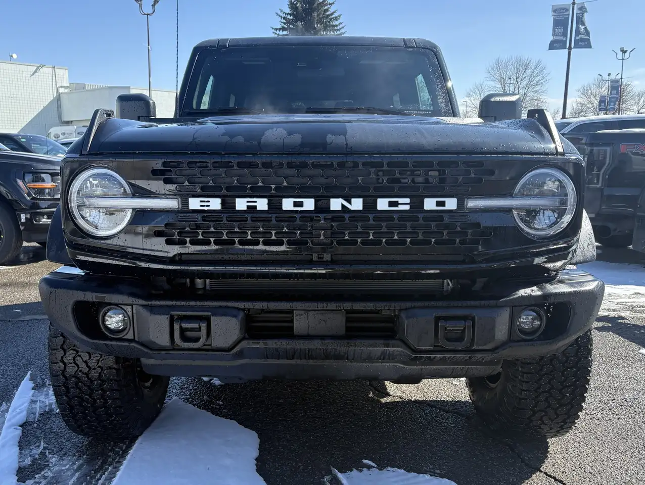 Ford Bronco снимка Ford Bronco