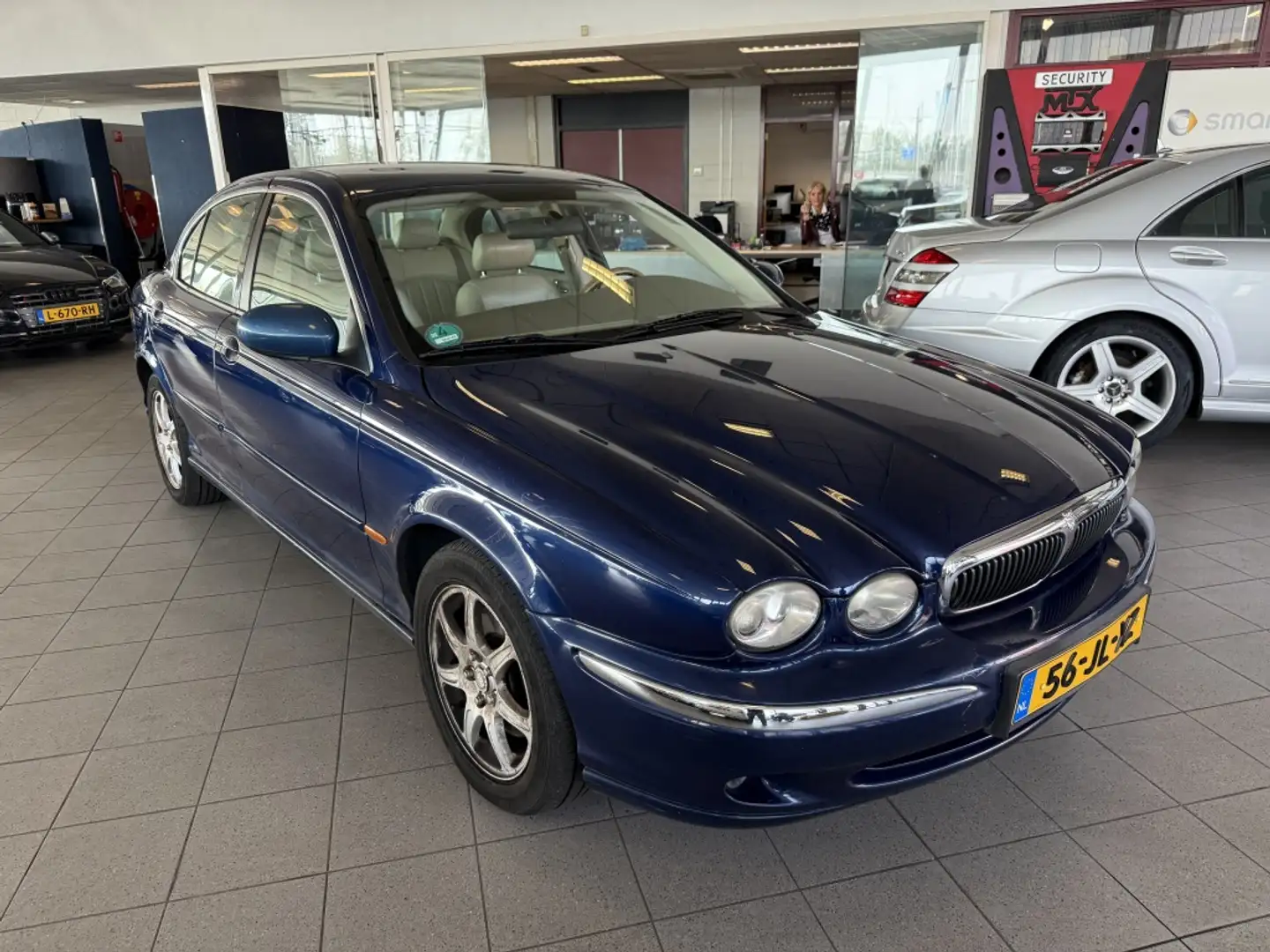 Jaguar X-Type 2.0 V6 Executive Blauw - 2