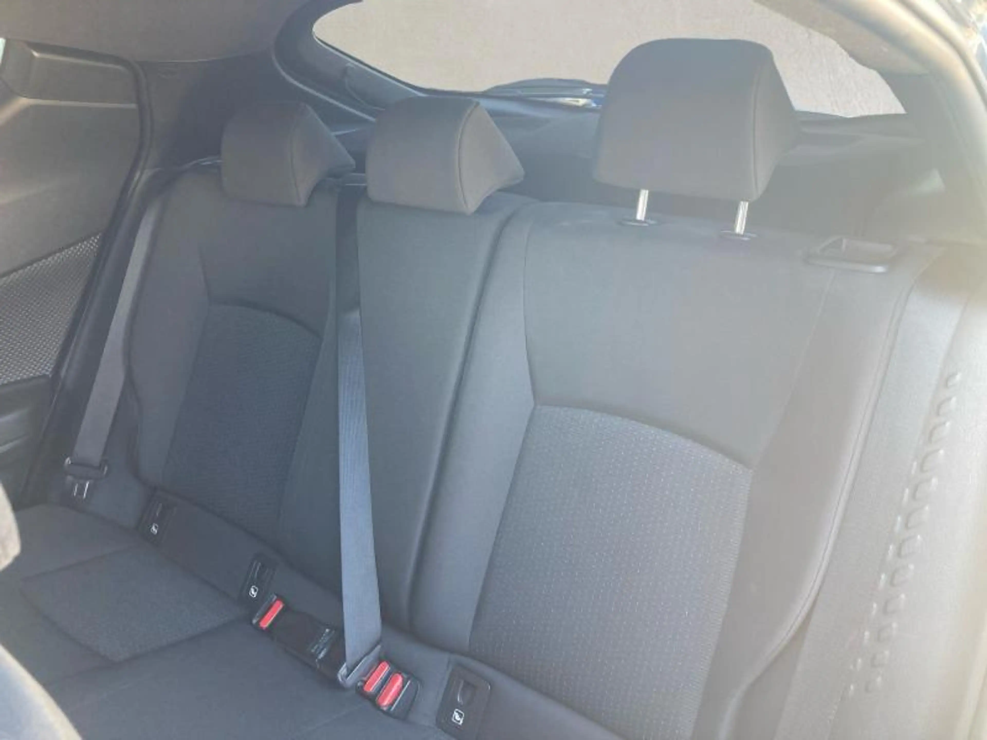 Toyota C-HR C-LUB & NAVI — photo 13