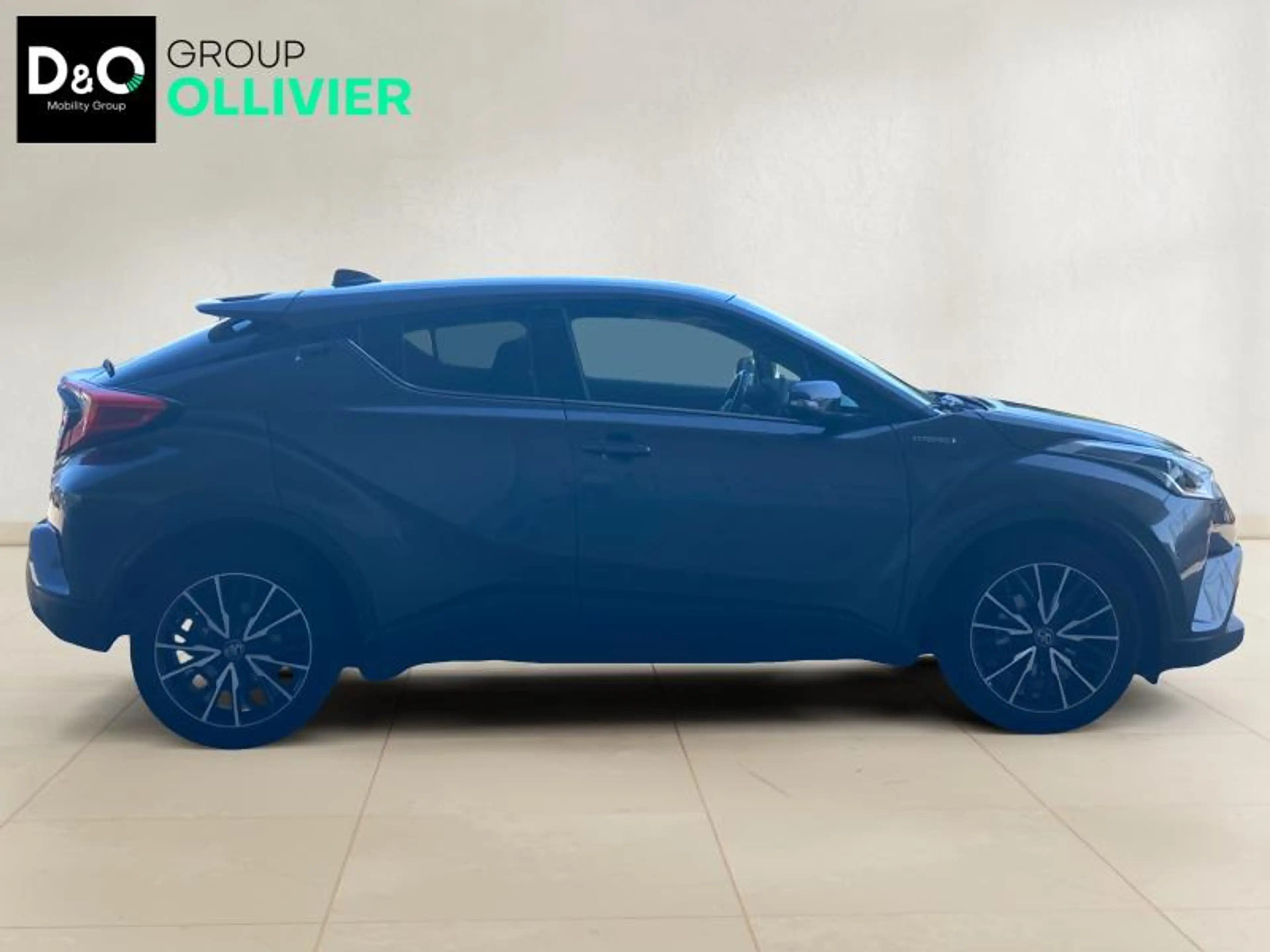 Toyota C-HR C-LUB & NAVI — photo 6