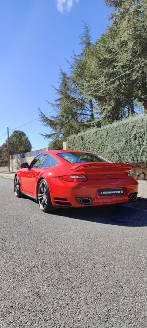 Porsche 911 Turbo Coupé PDK Rojo - 2